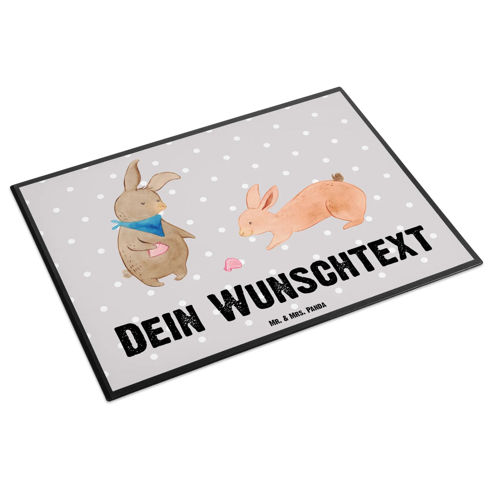 Personalisierte Schreibtischunterlage Hasen Muschel Schreibtisch Unterlagen mit Namen, Personalisierte Schreibtisch Unterlagen, Personalisierte Schreibtischauflage, Namensaufdruck, Namenspersonalisierung, Schreibunterlage mit Namen, Schreibtischauflage mit Namen, Personalisierte Schreibunterlage, Selbst gestalten, Familie, Vatertag, Muttertag, Bruder, Schwester, Mama, Papa, Oma, Opa, BFF, Freundin, beste Freundin, Muscheln, Meer, Freundinnen, best friends, Hasen, Muscheln sammeln