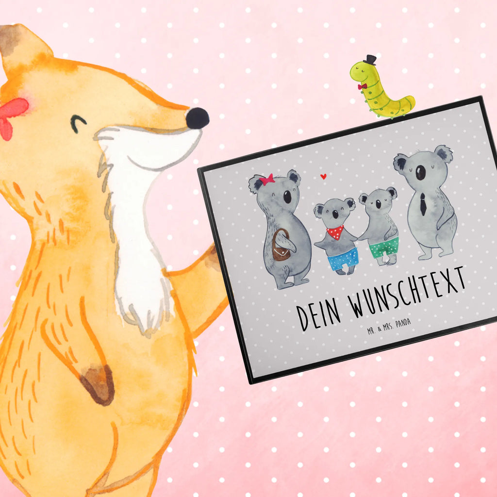 Personalised desk pad Koala family with two kids Personalisierte Schreibunterlage, Namensaufdruck, Namenspersonalisierung, Schreibtisch Matte, Schreibtischauflage mit Namen, Personalisierte Schreibtischauflage, Personalisierte Schreibtisch Unterlagen, Schreibunterlage mit Namen, Selbst Gestalten, Schreibtisch Unterlagen mit Namen, Muttertag, Vatertag, Mama, Papa, Oma, Opa, Familie, Schwester, Bruder, Familienzeit, Koala, Koalafamilie, Lieblingsfamilie, Familienleben, Koalabär, Beste Familie