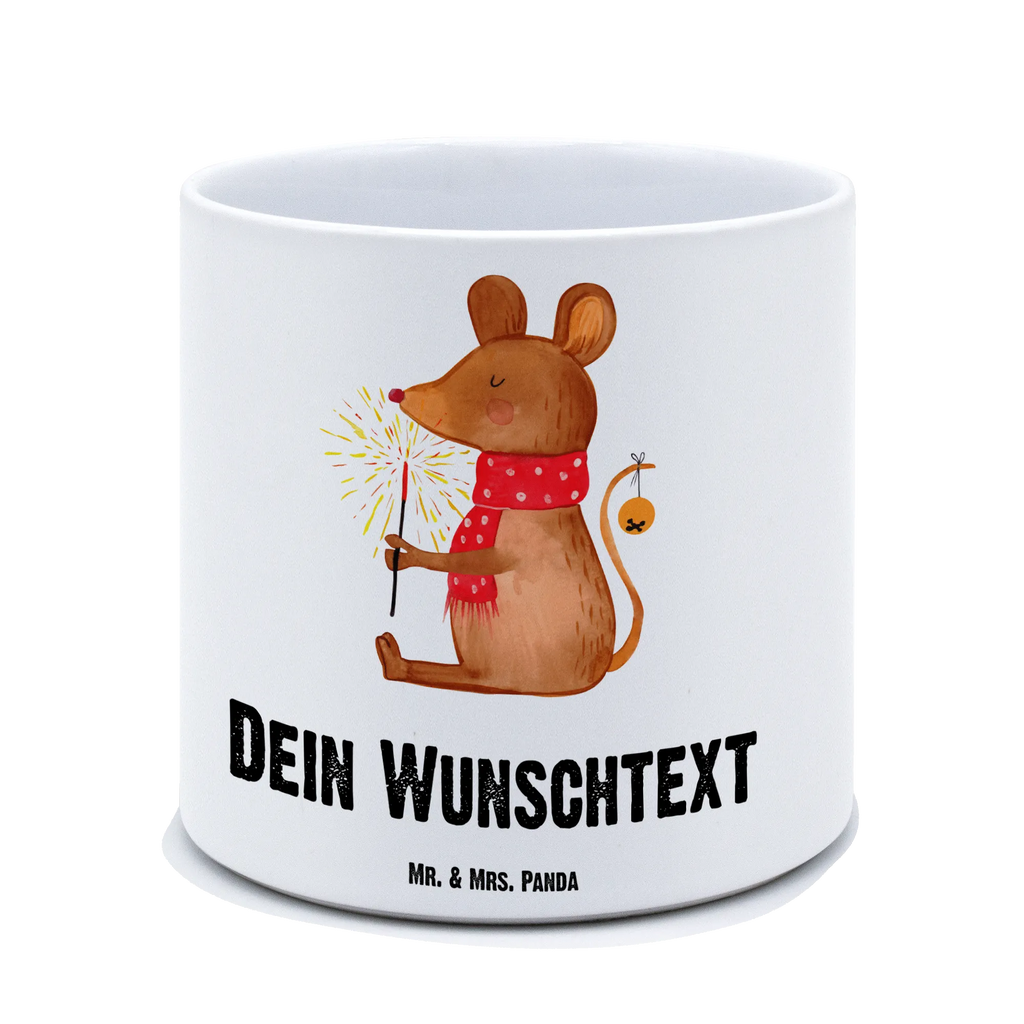 Personalisierter XL Blumentopf Weihnachtsmaus Pflanzkübel Groß Mit Namen, Blumentopf Groß Aus Keramik Mit Gravur, Großer Pflanztopf Für Mama Mit Wunschtext, Großer Blumentopf Personalisiert, Blumentopf Groß Mit Text, Großer Übertopf Für Hochzeit Mit Gravur, Großer Blumentopf Als Geschenk Mit Wunschtext, Personalisierter XL Blumentopf, Pflanztopf Groß Mit Gravur, Ton Blumentopf Groß Mit Wunschtext, Rustikaler XL Blumentopf Personalisiert, Blumentopf Extra Groß Mit Personalisierung, Großer Dekotopf Mit Namen, Blumentopf Für Balkon Mit Namen, XL Blumentopf Mit Wunschtext, Blumentopf Für Terrasse Personalisiert, Blumentopf Groß Mit Gravur, XL Blumentopf Modern Mit Namen, XL Blumentopf Aus Kunststoff Mit Wunschtext, Frostsicherer Pflanzkübel Mit Wunschtext, Übertopf XL Mit Wunschtext, Beton Blumentopf Groß Mit Namen, Blumentopf Für Garten Mit Wunschtext, Klassischer Großer Blumentopf Mit Gravur, Großer Pflanzkübel Selbst Gestalten, XL Blumentopf Mit Namen, XL Pflanzgefäß Mit Wunschtext, Wetterfester XL Blumentopf Mit Gravur, XL Blumentopf Für Wohnzimmer Mit Gravur, Winter, Weihnachten, Weihnachtsdeko, Nikolaus, Advent, Heiligabend, Wintermotiv, Mäuschen, Weihnachtswunder, Weihnachtsgruß, Frohe Weihnachten, Maus, Weihnachtsmotiv