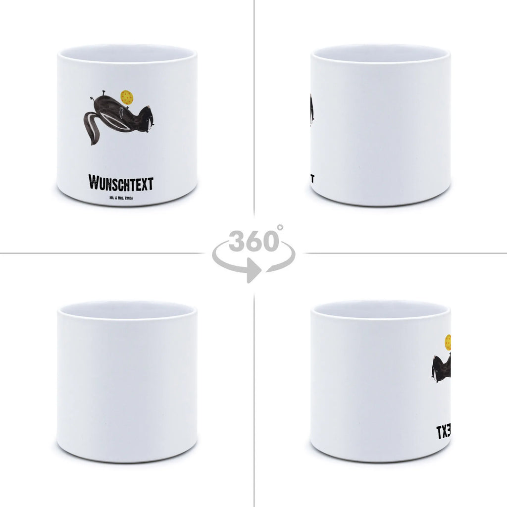 Personalisierter XL Blumentopf Stinktier Ball Rustikaler XL Blumentopf Personalisiert, Großer Pflanztopf Für Mama Mit Wunschtext, Blumentopf Für Balkon Mit Namen, Großer Übertopf Für Hochzeit Mit Gravur, Blumentopf Für Terrasse Personalisiert, Personalisierter XL Blumentopf, Frostsicherer Pflanzkübel Mit Wunschtext, Blumentopf Für Garten Mit Wunschtext, Großer Dekotopf Mit Namen, Blumentopf Groß Mit Text, XL Blumentopf Modern Mit Namen, Klassischer Großer Blumentopf Mit Gravur, XL Blumentopf Aus Kunststoff Mit Wunschtext, Wetterfester XL Blumentopf Mit Gravur, Blumentopf Groß Mit Gravur, Übertopf XL Mit Wunschtext, Ton Blumentopf Groß Mit Wunschtext, Geschenk Frauen, XL Blumentopf Für Wohnzimmer Mit Gravur, Großer Pflanzkübel Selbst Gestalten, XL Blumentopf Mit Wunschtext, Großer Blumentopf Als Geschenk Mit Wunschtext, Pflanzkübel Groß Mit Namen, Beton Blumentopf Groß Mit Namen, Großer Blumentopf Personalisiert, Blumentopf Groß Aus Keramik Mit Gravur, XL Blumentopf Mit Namen, XL Pflanzgefäß Mit Wunschtext, Blumentopf Extra Groß Mit Personalisierung, Pflanztopf Groß Mit Gravur, Stinktier, Skunk, Stinki, Wildtier, Weisheit, Raubtier, Verspielt, Stinker