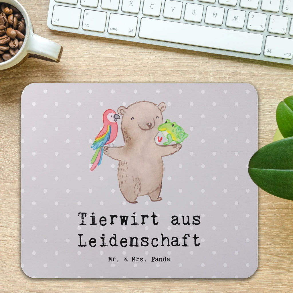 Mauspad Tierwirt aus Leidenschaft Mousepad, Einzigartiges Mauspad, PC Zubehör, Computer zubehör, Mauspad Büro, Büroausstattung, Mauspad, Designer Mauspad, Arbeitszimmer, Mausunterlage, Beruf, Ausbildung, Jubiläum, Abschied, Rente, Kollege, Kollegin, Geschenk, Schenken, Arbeitskollege, Mitarbeiter, Firma, Danke, Dankeschön, Tierwirt, Landwirt; Bauer, Bauernhof, Farmer, Agronom