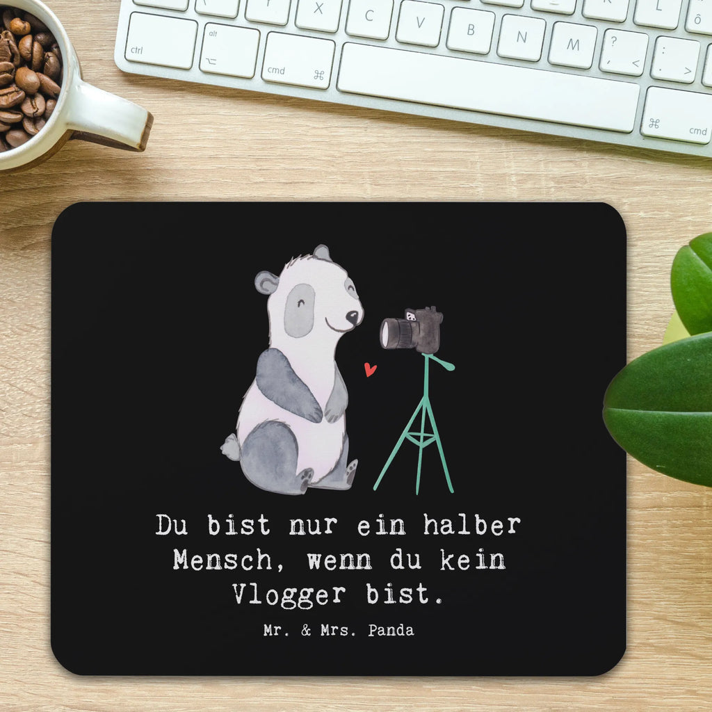 Mouse mat Vlogger Heart Mausunterlage, Designer Mauspad, Einzigartiges Mauspad, Arbeitszimmer, Mauspad Büro, PC Zubehör, Mauspad, Mousepad, Computer zubehör, Büroausstattung, Beruf, Ausbildung, Jubiläum, Abschied, Rente, Kollege, Kollegin, Geschenk, Schenken, Arbeitskollege, Mitarbeiter, Firma, Danke, Dankeschön