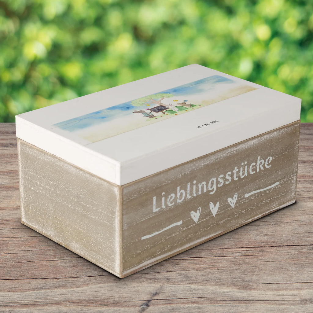 Holzkiste Osterhasenschule Aufbewahrungsbox aus Holz, holzschachtel, aufbewahrungsboxen, box holz, truhe holz, Aufbewahrungskiste, holztruhen, Schatulle, Box aus Holz, Holzboxen, Holz Aufbewahrungsbox, aufbewahrungstruhe, Holzbox mit Deckel, kiste holz, holzkästchen, aufbewahrungskisten, Holzkiste, Holztruhe, Holzbox, Aufbewahrungsbox, Holzkisten, holzschatulle, Aufbewahrungsbox Holz, aufbewahrungskiste mit deckel, Holzkiste mit Deckel, Ostern Geschenk, Ostergeschenke, Geschenke zu Ostern, Ostern Kinder, Ostergeschenke Kinder, Ostern, Osternest, Osterdeko, Osterhase