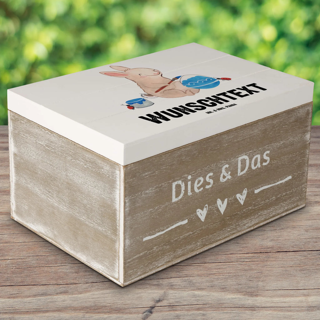 Personalisierte Holzkiste Hase Marienkäfer Holzkiste Personalisiert, Aufbewahrungsbox mit Namen, Schatulle mit Namen, Schatzkiste mit Namen, Dekokiste Personalisiert, GEschenkdose personalisiert, Truhe Personalisiert, Holzkiste mit Namen, Dekokiste mit Namen, Erinnerungsbox Personalisiert, Schatulle Personalisiert, Geschenkbox personalisiert, Erinnerungsbox mit Namen, Truhe mit Namen, Erinnerungskiste Personalisiert, Kiste Personalisiert, Kiste mit Namen, Aufbewahrungsbox Personalisiert, mit Namen, Schatzkiste Personalisiert, Erinnerungskiste, Ostern, Osterhase, Ostergeschenke, Osternest, Osterdeko, Geschenke zu Ostern, Ostern Geschenk, Ostergeschenke Kinder, Ostern Kinder, Frühlingsgrüße, Frühling, Hase, Ostergrüße, Picknicken, Ostereier, Frühlingsgefühle, Eier bemalen