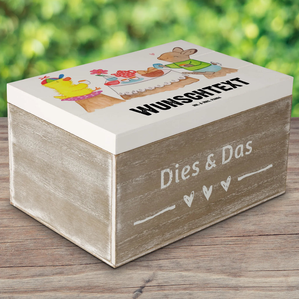 Personalisierte Holzkiste Ostern Frühstück GEschenkdose Personalisiert, Schatzkiste Personalisiert, Schatulle Personalisiert, Aufbewahrungsbox mit Namen, Schatzkiste mit Namen, Erinnerungskiste Personalisiert, Holzkiste Personalisiert, Kiste Personalisiert, Holzkiste mit Namen, Schatulle mit Namen, Geschenkbox Personalisiert, Truhe Personalisiert, Aufbewahrungsbox Personalisiert, Truhe mit Namen, Kiste mit Namen, Erinnerungsbox mit Namen, mit Namen, Dekokiste mit Namen, Dekokiste Personalisiert, Erinnerungsbox Personalisiert, Ostern Geschenk, Osterdeko, Ostern, Ostergeschenke, Ostergeschenke Kinder, Geschenke zu Ostern, Ostern Kinder, Osterhase, Osternest, Osterküken, Frühstück, Frühlingsgefühle, Ostergrüße, Picknick, Hase, Ostereier, Osterfrühstück, Küken, Frühling