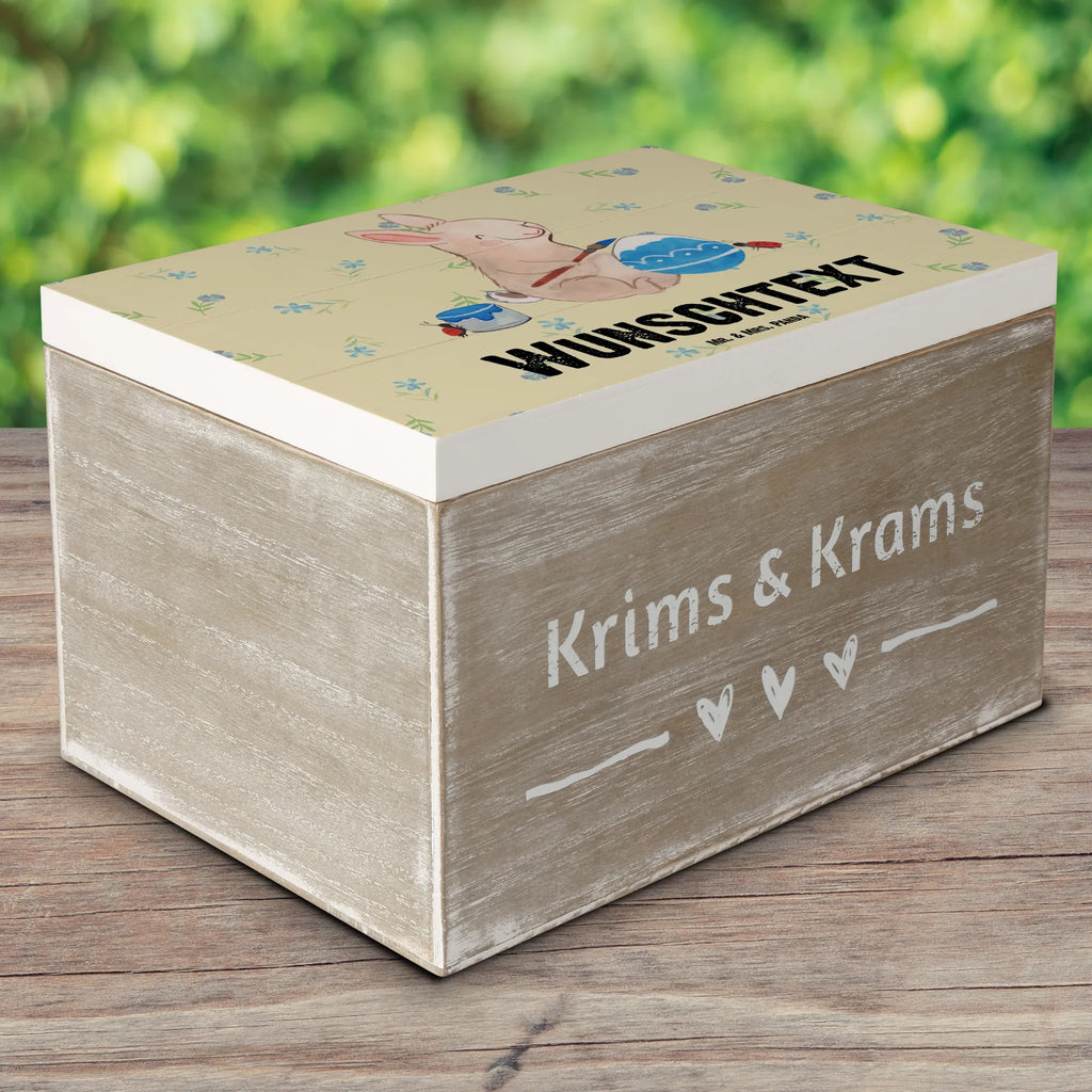 Personalisierte Holzkiste Hase Marienkäfer Holzkiste Personalisiert, Aufbewahrungsbox mit Namen, Schatulle mit Namen, Schatzkiste mit Namen, Dekokiste Personalisiert, GEschenkdose personalisiert, Truhe Personalisiert, Holzkiste mit Namen, Dekokiste mit Namen, Erinnerungsbox Personalisiert, Schatulle Personalisiert, Geschenkbox personalisiert, Erinnerungsbox mit Namen, Truhe mit Namen, Erinnerungskiste Personalisiert, Kiste Personalisiert, Kiste mit Namen, Aufbewahrungsbox Personalisiert, mit Namen, Schatzkiste Personalisiert, Erinnerungskiste, Ostern, Osterhase, Ostergeschenke, Osternest, Osterdeko, Geschenke zu Ostern, Ostern Geschenk, Ostergeschenke Kinder, Ostern Kinder, Frühlingsgrüße, Frühling, Hase, Ostergrüße, Picknicken, Ostereier, Frühlingsgefühle, Eier bemalen