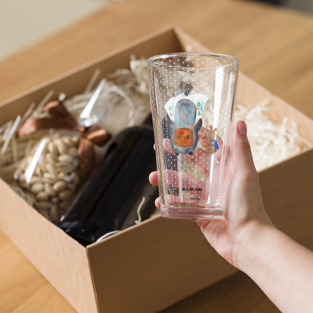 Szklanka do picia premium Pingwin i Mysz Wędrowcy Premium Trinkglas Für Restaurant, Kristallklares Trinkglas, Premium Trinkglas Aus Borosilikatglas, Premium Trinkglas Mit Spruch, Premium Bierglas, Kristall Trinkglas, Premium Trinkglas Set, Premium Trinkglas Mit Henkel, Premium Trinkglas Spülmaschinenfest, Hochwertiges Trinkglas, Premium Tumbler, Premium Trinkglas Mit Motiv, Premium Cocktailglas, Premium Trinkglas Für Bar, Premium Trinkglas Mit Namensgravur, Premium Trinkglas Geschenkidee, Premium Whiskyglas, Premium Trinkglas Für Zuhause, Luxus Trinkglas, Premium Glas-Set, Edles Trinkglas, Premium Barglas, Premium Trinkglas Dickwandig, Designer Trinkglas, Premium Saftglas, Premium Trinkglas Ohne Henkel, Premium Trinkglas, Premium Trinkglas Stapelbar, Premium Trinkglas Dünnwandig, Premium Likörglas, Premium Trinkglas Mit Gravur, Premium Trinkglas Aus Kristallglas, Premium Weinglas, Premium Trinkglas Aus Bleikristall, Premium Wasserglas, Premium Longdrinkglas, Premium Sektglas, Pinguin, Abenteurer, Wandern, Wanderlust, Ausflug, Roadtrip, Abenteuer, Pinguine