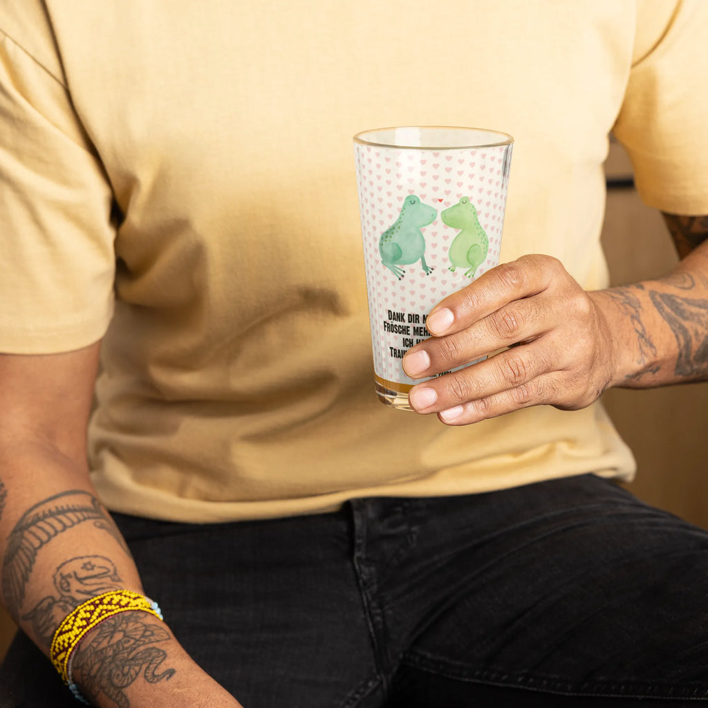Szklanka do picia premium Żabia miłość Premium Trinkglas Mit Henkel, Premium Trinkglas Aus Bleikristall, Premium Saftglas, Premium Tumbler, Premium Trinkglas Stapelbar, Luxus Trinkglas, Premium Trinkglas Geschenkidee, Premium Cocktailglas, Premium Trinkglas Spülmaschinenfest, Premium Longdrinkglas, Premium Sektglas, Premium Trinkglas Mit Spruch, Premium Trinkglas Für Restaurant, Premium Trinkglas, Premium Trinkglas Ohne Henkel, Premium Barglas, Premium Trinkglas Set, Premium Weinglas, Premium Trinkglas Aus Borosilikatglas, Premium Trinkglas Für Zuhause, Designer Trinkglas, Premium Trinkglas Dünnwandig, Premium Likörglas, Premium Glas-Set, Premium Trinkglas Mit Namensgravur, Premium Trinkglas Dickwandig, Premium Bierglas, Premium Trinkglas Aus Kristallglas, Premium Trinkglas Mit Gravur, Kristallklares Trinkglas, Kristall Trinkglas, Hochwertiges Trinkglas, Edles Trinkglas, Premium Whiskyglas, Premium Trinkglas Für Bar, Premium Trinkglas Mit Motiv, Premium Wasserglas, Liebe, Partner, Freund, Freundin, Ehemann, Ehefrau, Heiraten, Verlobung, Heiratsantrag, Liebesgeschenk, Jahrestag, Hocheitstag, Geschenk Freund, Froschkönig, Fröschchen, Frosch, Geschenk Hochzeit, Liebesbeweis, Geschenk Freundin, Hochzeitstag, Verlobt, Verliebt, Frösche, Verheiratet