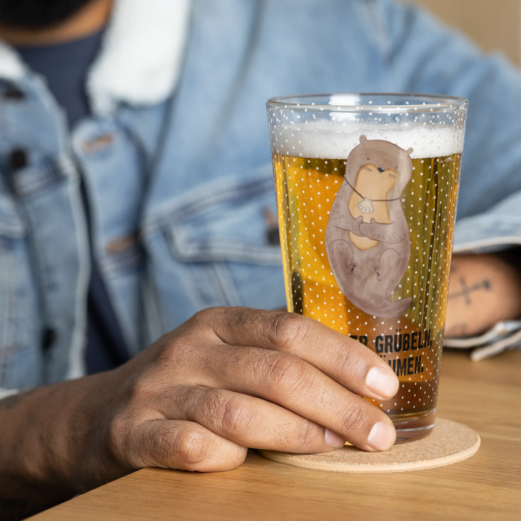 Premium Trinkglas Otter mit Muschelmedaillon Premium Trinkglas Für Restaurant, Premium Trinkglas Spülmaschinenfest, Premium Trinkglas Mit Henkel, Premium Trinkglas Dünnwandig, Luxus Trinkglas, Premium Trinkglas Mit Motiv, Premium Trinkglas Set, Premium Trinkglas Aus Bleikristall, Premium Trinkglas Mit Namensgravur, Premium Likörglas, Premium Bierglas, Premium Trinkglas Dickwandig, Premium Trinkglas Für Bar, Premium Trinkglas, Edles Trinkglas, Kristall Trinkglas, Premium Trinkglas Aus Kristallglas, Premium Trinkglas Für Zuhause, Hochwertiges Trinkglas, Premium Cocktailglas, Premium Tumbler, Premium Longdrinkglas, Premium Barglas, Premium Trinkglas Geschenkidee, Premium Sektglas, Premium Weinglas, Premium Whiskyglas, Kristallklares Trinkglas, Designer Trinkglas, Premium Trinkglas Aus Borosilikatglas, Premium Trinkglas Mit Gravur, Premium Trinkglas Ohne Henkel, Premium Trinkglas Stapelbar, Premium Trinkglas Mit Spruch, Premium Saftglas, Premium Glas-Set, Premium Wasserglas, Otter, Fischotter, Seeotter, Büro, Motivation, Grübeln, Träumen, Tagträumen, Otterliebe