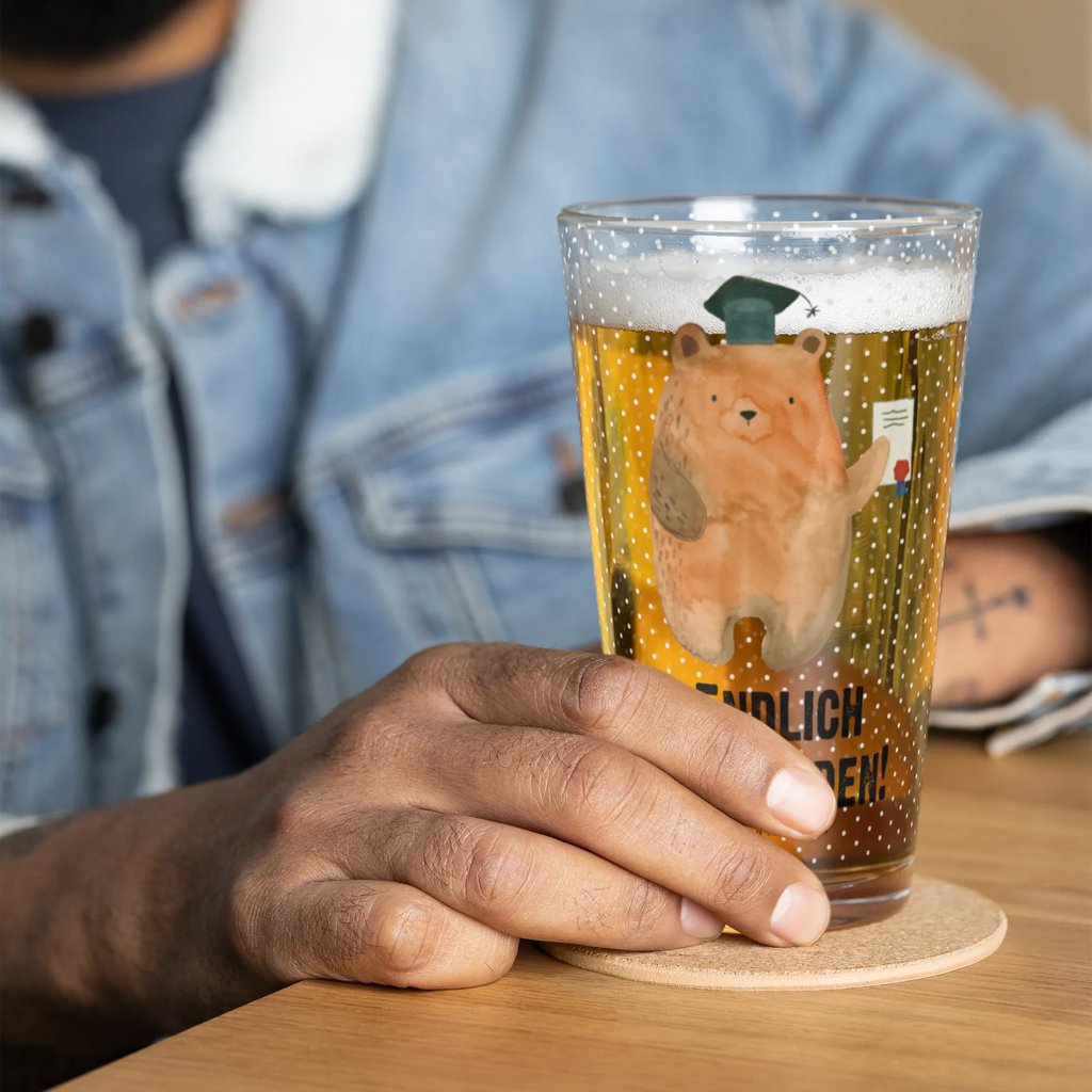 Premium Trinkglas Prüfungsbär Premium Sektglas, Premium Trinkglas Für Zuhause, Premium Bierglas, Premium Weinglas, Premium Wasserglas, Premium Trinkglas Aus Bleikristall, Premium Trinkglas, Premium Trinkglas Für Bar, Premium Trinkglas Ohne Henkel, Premium Tumbler, Premium Saftglas, Premium Whiskyglas, Premium Trinkglas Spülmaschinenfest, Edles Trinkglas, Premium Longdrinkglas, Premium Barglas, Premium Trinkglas Für Restaurant, Premium Trinkglas Mit Gravur, Premium Trinkglas Mit Henkel, Premium Trinkglas Dünnwandig, Premium Cocktailglas, Premium Trinkglas Set, Premium Likörglas, Premium Trinkglas Stapelbar, Premium Trinkglas Aus Borosilikatglas, Premium Trinkglas Geschenkidee, Premium Trinkglas Aus Kristallglas, Kristall Trinkglas, Hochwertiges Trinkglas, Premium Trinkglas Mit Spruch, Luxus Trinkglas, Premium Trinkglas Dickwandig, Designer Trinkglas, Premium Glas-Set, Premium Trinkglas Mit Motiv, Premium Trinkglas Mit Namensgravur, Kristallklares Trinkglas, Bär, Teddy, Teddybär, Abschluss, Abschlusszeugnis, Prüfungen, Zeugnis, Prüfung bestanden, Abitur