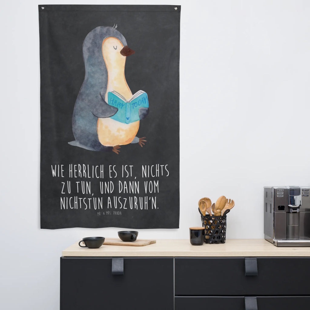 Wandteppich Pinguin Buch Boho, Schmuck-Wandbehang, Kinderzimmer, Wandtuch, Textil-Kunst, Wandbild, Tapisserie, Wandbehang, Wandteppich, Kinderzimmer Deko, Tapestry, Wanddeko, Kinderzimmer Wanddeko, Dekoration, Kinderzimmer Wand, Wand Deko, Pinguin, Ferien, Nichtstun, Bücherwurm, Pinguine, Freizeit, Lesen, Buch, Faulenzen, Urlaub