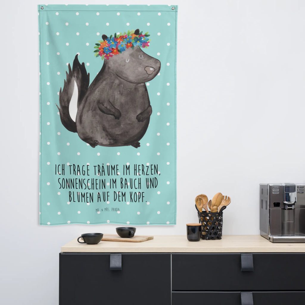 Tapestry skunk Girl Schmuck-Wandbehang, Tapisserie, Wandteppich, Kinderzimmer, Wandbehang, Kinderzimmer Wanddeko, Wand Deko, Dekoration, Kinderzimmer Deko, Textil-Kunst, Boho, Wandbild, Wandtuch, Tapestry, Wanddeko, Kinderzimmer Wand, Stinktier, Skunk, Stinki, Stinker, Namaste, Raubtier, Wildtier, Yoga