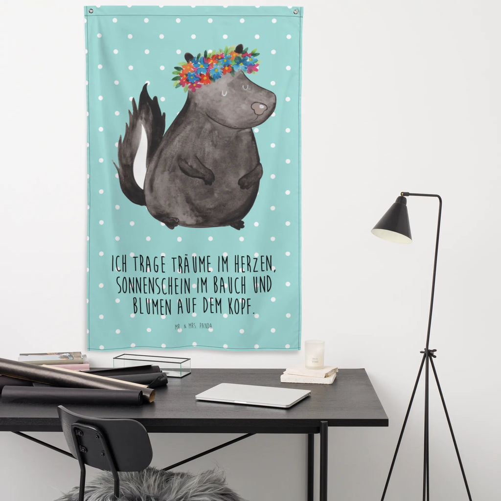 Tapestry skunk Girl Schmuck-Wandbehang, Tapisserie, Wandteppich, Kinderzimmer, Wandbehang, Kinderzimmer Wanddeko, Wand Deko, Dekoration, Kinderzimmer Deko, Textil-Kunst, Boho, Wandbild, Wandtuch, Tapestry, Wanddeko, Kinderzimmer Wand, Stinktier, Skunk, Stinki, Stinker, Namaste, Raubtier, Wildtier, Yoga