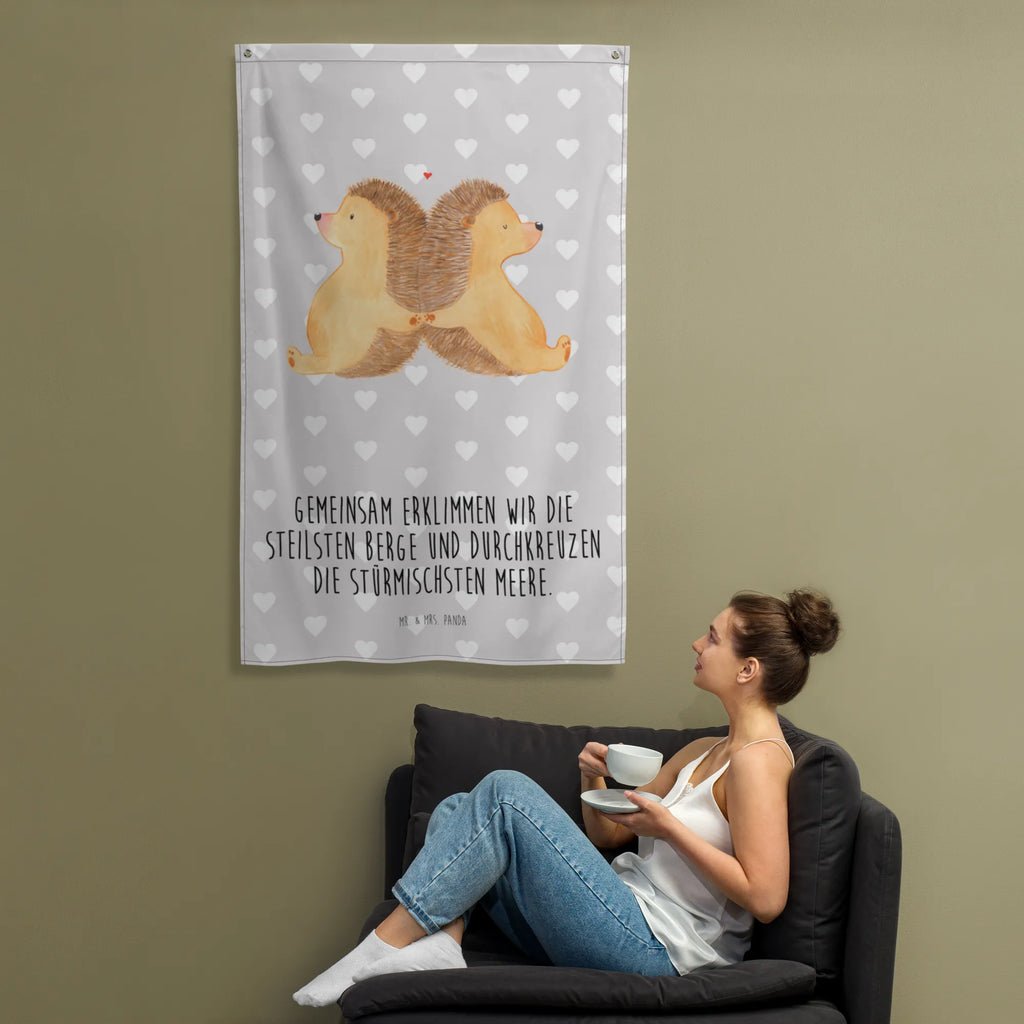 Wandteppich Igel händchenhaltend Kinderzimmer Wand, Wand Deko, Wanddeko, Boho, Wandteppich, Wandtuch, Wandbehang, Kinderzimmer Deko, Textil-Kunst, Tapestry, Dekoration, Schmuck-Wandbehang, Kinderzimmer, Tapisserie, Kinderzimmer Wanddeko, Wandbild, Liebe, Partner, Freund, Freundin, Ehemann, Ehefrau, Heiraten, Verlobung, Heiratsantrag, Liebesgeschenk, Jahrestag, Hocheitstag, Love, Lieblingsmensch, große Liebe, Hand in Hand, Liebesbeweis, Igel, Geschenk für zwei, Igelliebe, Hochzeit, Gemeinsamkeit, Liebesbotschaft