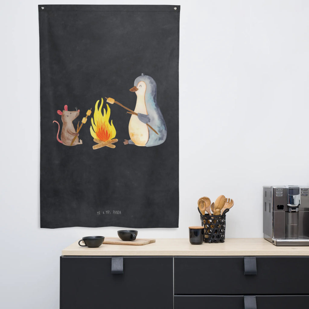 Wandteppich Pinguin Lagerfeuer Boho, Wanddeko, Wandbild, Wand Deko, Kinderzimmer Wanddeko, Schmuck-Wandbehang, Wandbehang, Tapisserie, Wandteppich, Tapestry, Kinderzimmer Deko, Kinderzimmer, Dekoration, Wandtuch, Textil-Kunst, Kinderzimmer Wand, Pinguin, Lebensmotivation, Büroalltag, Job, Marshmallows, Liebe, Arbeit, Neustart, Motivation, Lagerfeuer, Büro, Feuer, Maus, Pinguine, Leben, Lebensspruch, grillen