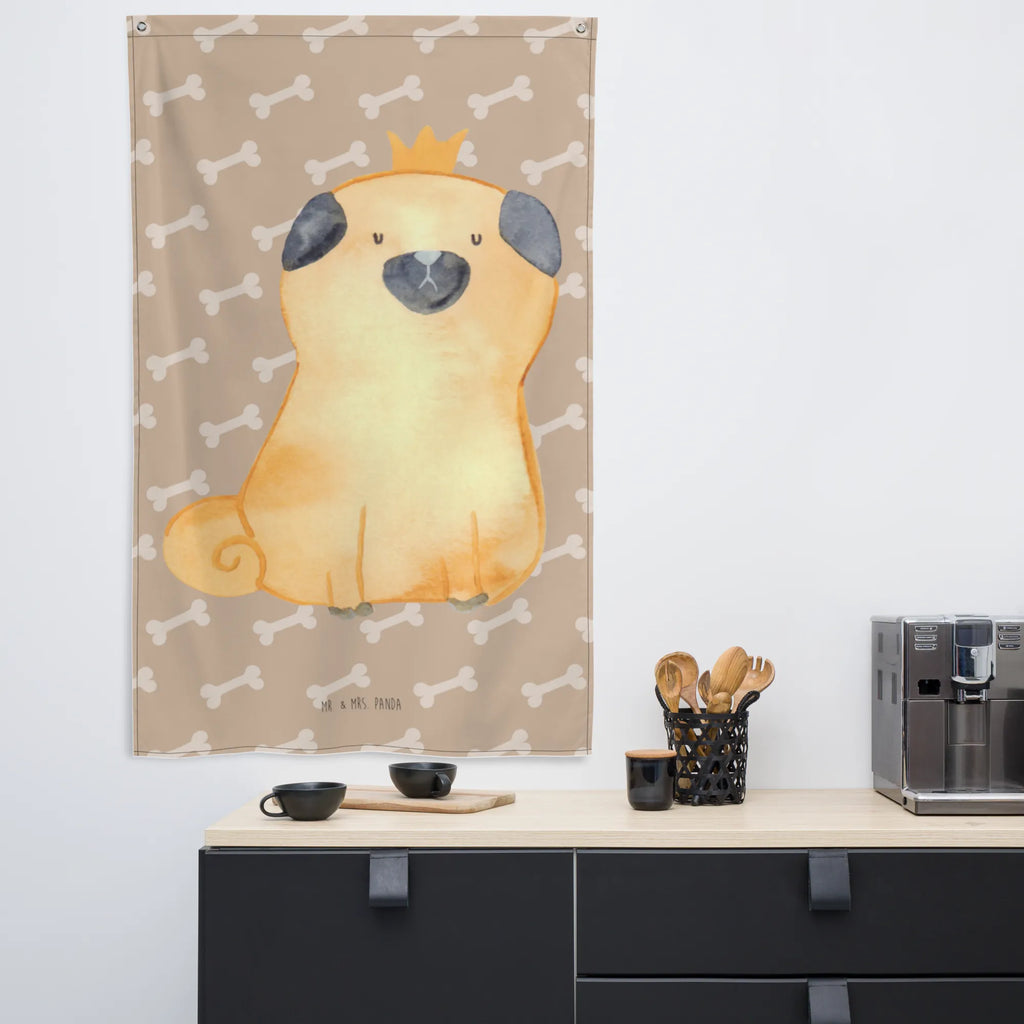 Wandteppich Mops Krone Wandtuch, Wand Deko, Kinderzimmer Deko, Tapisserie, Boho, Wandteppich, Textil-Kunst, Kinderzimmer Wand, Wandbehang, Wandbild, Tapestry, Schmuck-Wandbehang, Kinderzimmer Wanddeko, Sprüche, Hund, Hunderasse, Hundebesitzer, Hundemotiv, Haustier, Tierliebhaber, Allergisch, Lustig, Hundebesitzer. Spruch, Mops, Hausregel, Kinderlos