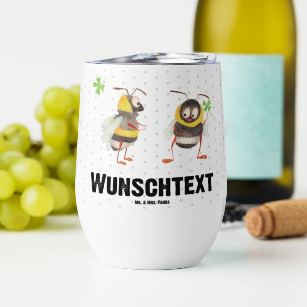 Personalisierter Weinbecher Bienen Paar Weinglas Mit Namensgravur, Weinbecher Für Camping Mit Namensgravur, Modernes Weinglas Mit Wunschname, Mundgeblasenes Weinglas Mit Namen, Rustikaler Weinbecher Mit Namen, Weinglas Für Zuhause Mit Namensgravur, Weinbecher Für Picknick Mit Namen, Bambus-Weinbecher Mit Wunschname, Acryl-Weinbecher Mit Namensgravur, Kristallglas Weinglas Mit Wunschname, Reise-Weinbecher Mit Namen, Stapelbares Weinglas Mit Namen, Personalisierter Weinbecher, Klassisches Weinglas Mit Namensgravur, Weinbecher Aus Edelstahl Mit Namen, Umweltfreundliches Weinglas Mit Namen, Öko Weinglas Mit Namensdruck, Weinbecher Mit Namen, Thermo-Weinbecher Mit Namensaufdruck, Becher Aus Edelstahl Für Wein Mit Namen, Weinglas Mit Initialen, Kunststoff-Weinglas Mit Namen, Universalglas Mit Namensgravur, Trinkbecher Wein Mit Namen, Weinbecher Mit Deckel Und Namen, Becher Für Wein Mit Namensdruck, Spülmaschinenfestes Weinglas Mit Gravur, Kelchglas Mit Wunschname, Weinglas Für Party Mit Wunschname, Freundin, Freund, Liebe, Liebesgeschenk, Jahrestag, Verlobung, Partner, Ehemann, Ehefrau, Heiraten, Heiratsantrag, Hocheitstag, Valentinstag, Mitbringsel, Geschenk für Freundin, für Männer, für Ehemann, Hochzeitstag, Schildkröten, Geschenk für Partner, Verliebte Schildkröten, Geschenk für Frauen, Liebesbeweis