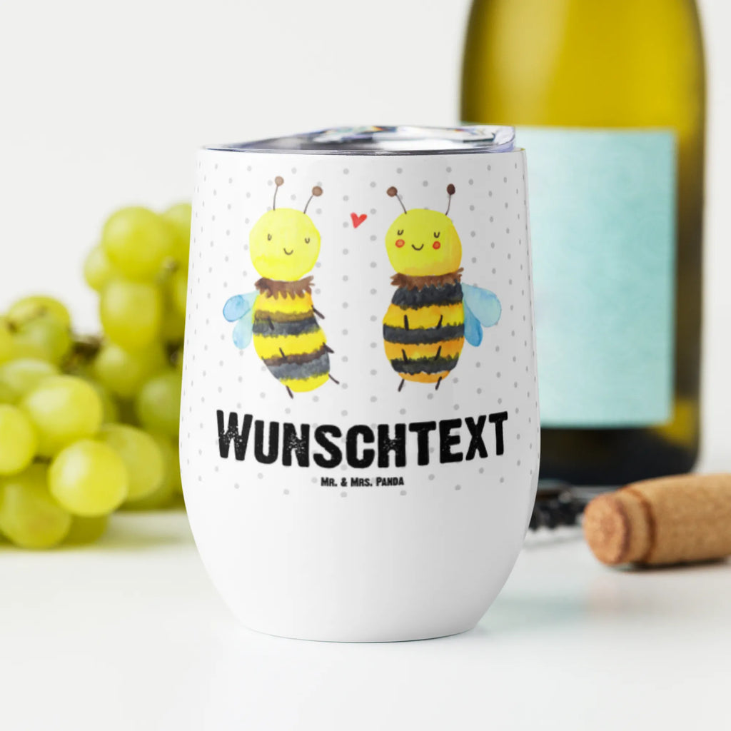 Personalisierter Weinbecher Biene Verliebt Weinglas Für Party Mit Wunschname, Weinbecher Für Picknick Mit Namen, Mundgeblasenes Weinglas Mit Namen, Klassisches Weinglas Mit Namensgravur, Weinbecher Für Camping Mit Namensgravur, Rustikaler Weinbecher Mit Namen, Spülmaschinenfestes Weinglas Mit Gravur, Personalisierter Weinbecher, Weinglas Für Zuhause Mit Namensgravur, Öko Weinglas Mit Namensdruck, Umweltfreundliches Weinglas Mit Namen, Reise-Weinbecher Mit Namen, Becher Für Wein Mit Namensdruck, Weinglas Mit Namensgravur, Bambus-Weinbecher Mit Wunschname, Trinkbecher Wein Mit Namen, Kunststoff-Weinglas Mit Namen, Weinbecher Aus Edelstahl Mit Namen, Weinglas Mit Initialen, Modernes Weinglas Mit Wunschname, Kristallglas Weinglas Mit Wunschname, Kelchglas Mit Wunschname, Acryl-Weinbecher Mit Namensgravur, Stapelbares Weinglas Mit Namen, Universalglas Mit Namensgravur, Thermo-Weinbecher Mit Namensaufdruck, Weinbecher Mit Namen, Becher Aus Edelstahl Für Wein Mit Namen, Weinbecher Mit Deckel Und Namen, Biene, Wespe, Hummel
