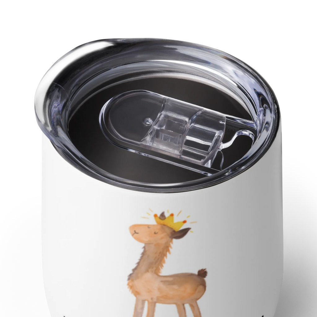 Personalisierter Weinbecher Lama König Klassisches Weinglas Mit Namensgravur, Stapelbares Weinglas Mit Namen, Becher Für Wein Mit Namensdruck, Weinglas Für Zuhause Mit Namensgravur, Weinglas Für Party Mit Wunschname, Bambus-Weinbecher Mit Wunschname, Weinbecher Für Camping Mit Namensgravur, Trinkbecher Wein Mit Namen, Weinglas Mit Initialen, Kristallglas Weinglas Mit Wunschname, Weinglas Mit Namensgravur, Thermo-Weinbecher Mit Namensaufdruck, Becher Aus Edelstahl Für Wein Mit Namen, Reise-Weinbecher Mit Namen, Personalisierter Weinbecher, Weinbecher Aus Edelstahl Mit Namen, Universalglas Mit Namensgravur, Öko Weinglas Mit Namensdruck, Modernes Weinglas Mit Wunschname, Spülmaschinenfestes Weinglas Mit Gravur, Weinbecher Mit Deckel Und Namen, Rustikaler Weinbecher Mit Namen, Weinbecher Mit Namen, Kelchglas Mit Wunschname, Weinbecher Für Picknick Mit Namen, Mundgeblasenes Weinglas Mit Namen, Acryl-Weinbecher Mit Namensgravur, Kunststoff-Weinglas Mit Namen, Umweltfreundliches Weinglas Mit Namen, Lama, Alpaka, König, Königin, Chef, Büro Kollege, Freundin, Papa, Abi, Vorgesetzter, Abitur, Mama, Kollegin, Lamas