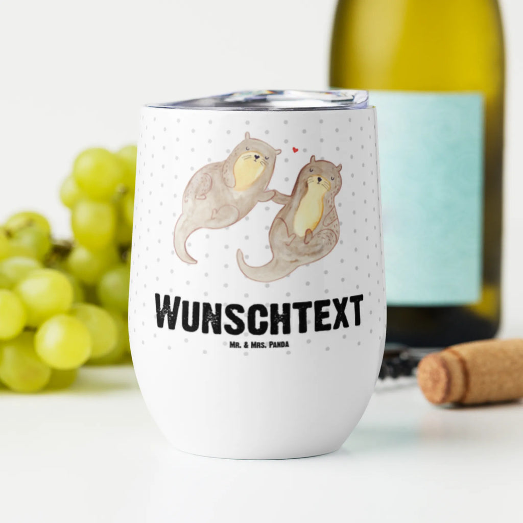 Personalisierter Weinbecher Otter händchenhaltend Universalglas Mit Namensgravur, Kelchglas Mit Wunschname, Weinbecher Für Picknick Mit Namen, Acryl-Weinbecher Mit Namensgravur, Weinbecher Für Camping Mit Namensgravur, Stapelbares Weinglas Mit Namen, Weinglas Für Party Mit Wunschname, Trinkbecher Wein Mit Namen, Weinglas Mit Initialen, Thermo-Weinbecher Mit Namensaufdruck, Bambus-Weinbecher Mit Wunschname, Öko Weinglas Mit Namensdruck, Weinglas Für Zuhause Mit Namensgravur, Weinbecher Mit Deckel Und Namen, Kristallglas Weinglas Mit Wunschname, Spülmaschinenfestes Weinglas Mit Gravur, Kunststoff-Weinglas Mit Namen, Becher Aus Edelstahl Für Wein Mit Namen, Rustikaler Weinbecher Mit Namen, Modernes Weinglas Mit Wunschname, Weinbecher Mit Namen, Reise-Weinbecher Mit Namen, Mundgeblasenes Weinglas Mit Namen, Personalisierter Weinbecher, Klassisches Weinglas Mit Namensgravur, Umweltfreundliches Weinglas Mit Namen, Weinglas Mit Namensgravur, Weinbecher Aus Edelstahl Mit Namen, Becher Für Wein Mit Namensdruck, Otter, Fischotter, Seeotter, Otter Seeotter See Otter