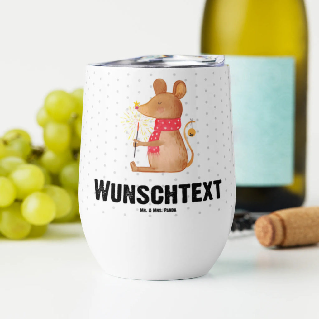 Personalisierter Weinbecher Weihnachtsmaus Kelchglas Mit Wunschname, Bambus-Weinbecher Mit Wunschname, Weinglas Mit Namensgravur, Stapelbares Weinglas Mit Namen, Spülmaschinenfestes Weinglas Mit Gravur, Trinkbecher Wein Mit Namen, Weinbecher Mit Namen, Universalglas Mit Namensgravur, Rustikaler Weinbecher Mit Namen, Mundgeblasenes Weinglas Mit Namen, Becher Aus Edelstahl Für Wein Mit Namen, Klassisches Weinglas Mit Namensgravur, Umweltfreundliches Weinglas Mit Namen, Weinglas Für Zuhause Mit Namensgravur, Personalisierter Weinbecher, Weinglas Mit Initialen, Weinbecher Aus Edelstahl Mit Namen, Thermo-Weinbecher Mit Namensaufdruck, Weinbecher Für Camping Mit Namensgravur, Acryl-Weinbecher Mit Namensgravur, Öko Weinglas Mit Namensdruck, Weinbecher Für Picknick Mit Namen, Modernes Weinglas Mit Wunschname, Weinglas Für Party Mit Wunschname, Kristallglas Weinglas Mit Wunschname, Reise-Weinbecher Mit Namen, Kunststoff-Weinglas Mit Namen, Weinbecher Mit Deckel Und Namen, Becher Für Wein Mit Namensdruck, Winter, Weihnachten, Weihnachtsdeko, Nikolaus, Advent, Heiligabend, Wintermotiv, Frohe Weihnachten, Mäuschen, Weihnachtsmotiv, Maus, Weihnachtswunder, Weihnachtsgruß