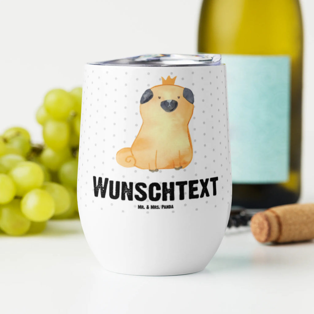 Personalisierter Weinbecher Mops Krone Trinkbecher Wein Mit Namen, Thermo-Weinbecher Mit Namensaufdruck, Universalglas Mit Namensgravur, Acryl-Weinbecher Mit Namensgravur, Becher Aus Edelstahl Für Wein Mit Namen, Modernes Weinglas Mit Wunschname, Kelchglas Mit Wunschname, Kristallglas Weinglas Mit Wunschname, Öko Weinglas Mit Namensdruck, Umweltfreundliches Weinglas Mit Namen, Weinglas Für Zuhause Mit Namensgravur, Weinbecher Mit Deckel Und Namen, Weinbecher Mit Namen, Mundgeblasenes Weinglas Mit Namen, Rustikaler Weinbecher Mit Namen, Weinglas Mit Initialen, Bambus-Weinbecher Mit Wunschname, Weinglas Mit Namensgravur, Personalisierter Weinbecher, Reise-Weinbecher Mit Namen, Weinbecher Für Picknick Mit Namen, Weinbecher Für Camping Mit Namensgravur, Becher Für Wein Mit Namensdruck, Kunststoff-Weinglas Mit Namen, Klassisches Weinglas Mit Namensgravur, Spülmaschinenfestes Weinglas Mit Gravur, Weinglas Für Party Mit Wunschname, Stapelbares Weinglas Mit Namen, Weinbecher Aus Edelstahl Mit Namen, Hund, Hundemotiv, Haustier, Hunderasse, Tierliebhaber, Hundebesitzer, Sprüche, lustig, Mops, allergisch, kinderlos, Hundebesitzer. Spruch, Hausregel