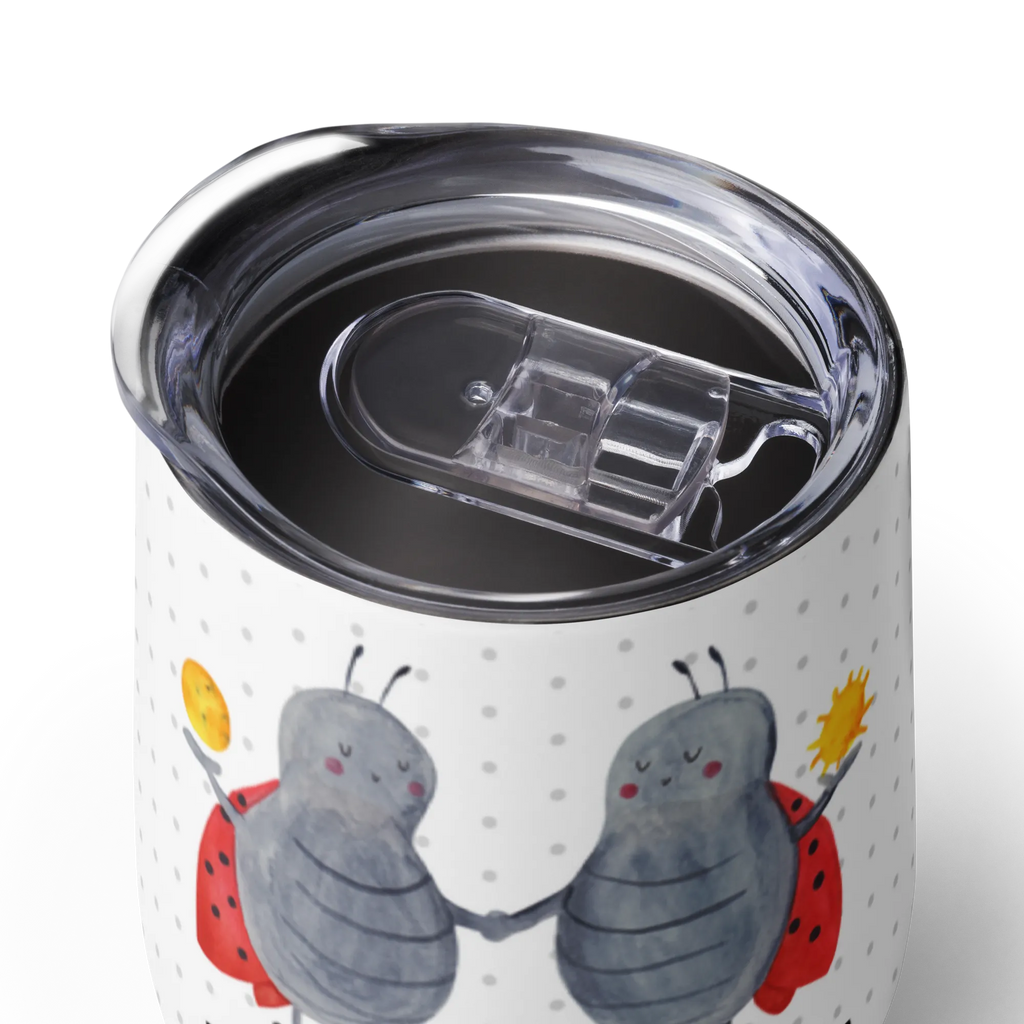 Personalisierter Weinbecher Sternzeichen Zwilling Klassisches Weinglas Mit Namensgravur, Thermo-Weinbecher Mit Namensaufdruck, Weinbecher Für Picknick Mit Namen, Weinglas Für Party Mit Wunschname, Kunststoff-Weinglas Mit Namen, Weinbecher Mit Deckel Und Namen, Becher Aus Edelstahl Für Wein Mit Namen, Acryl-Weinbecher Mit Namensgravur, Becher Für Wein Mit Namensdruck, Weinbecher Für Camping Mit Namensgravur, Modernes Weinglas Mit Wunschname, Kristallglas Weinglas Mit Wunschname, Stapelbares Weinglas Mit Namen, Weinglas Mit Initialen, Trinkbecher Wein Mit Namen, Rustikaler Weinbecher Mit Namen, Bambus-Weinbecher Mit Wunschname, Weinbecher Mit Namen, Weinglas Mit Namensgravur, Kelchglas Mit Wunschname, Öko Weinglas Mit Namensdruck, Personalisierter Weinbecher, Weinglas Für Zuhause Mit Namensgravur, Weinbecher Aus Edelstahl Mit Namen, Spülmaschinenfestes Weinglas Mit Gravur, Reise-Weinbecher Mit Namen, Universalglas Mit Namensgravur, Mundgeblasenes Weinglas Mit Namen, Umweltfreundliches Weinglas Mit Namen, Tierkreiszeichen, Sternzeichen, Horoskop, Astrologie, Aszendent, Zwilling Sternzeichen, Glückskäfer, Zwillinge, Zwillingsschwester, Zwilling Geschenk, Geschenk Juni, Geburtstag Mai, Zwillingsbruder, Geschenk Mai, Marienkäfer