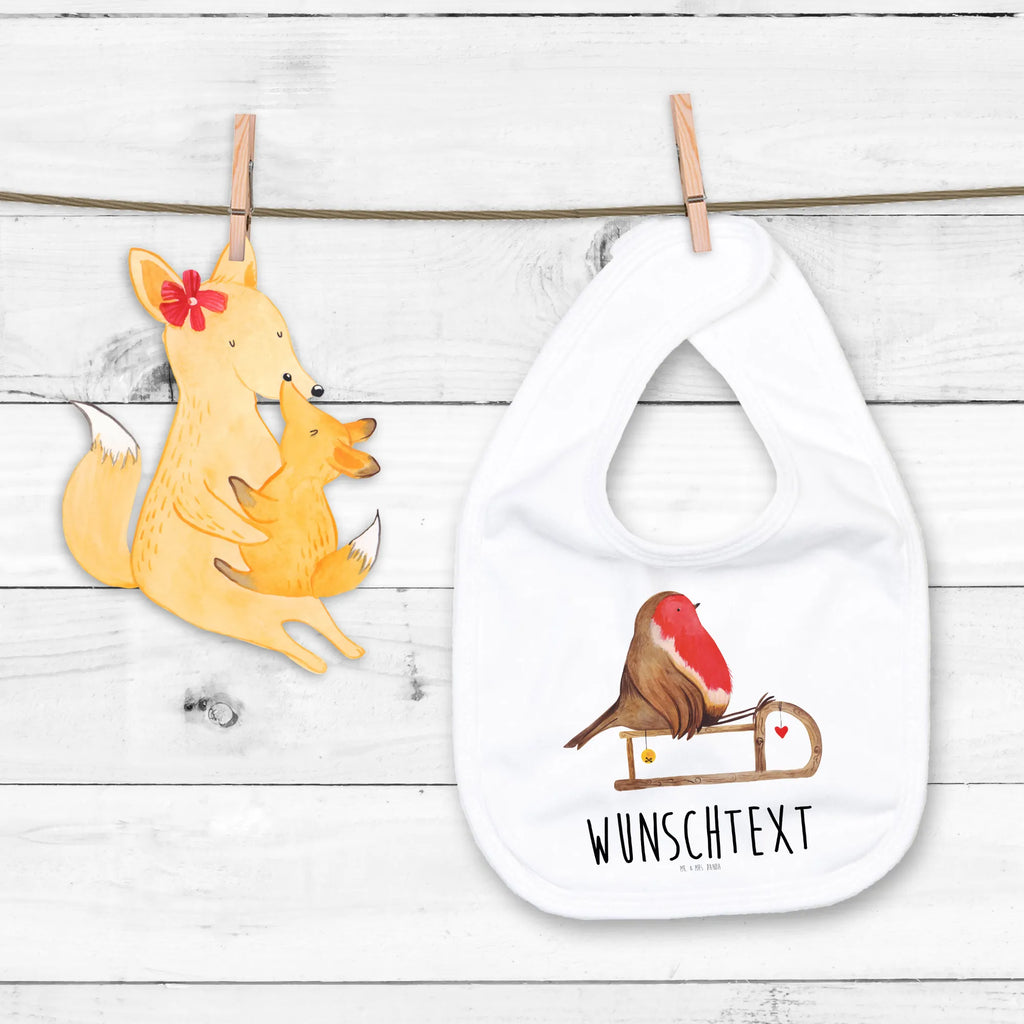Personalisiertes Babylätzchen Rotkehlchen Schlitten Babylätzchen Mit Motiv Und Namen, Neugeborenen Lätzchen Mit Namen, Baby Halstuch Mit Persönlichem Text, Dreieckstuch Baby Mit Namen, Handgemachtes Babylätzchen Mit Personalisierung, Babyhalstuch Mit Namen, Babylätzchen Für Taufe Personalisiert, Halstuch Für Babys Personalisiert, Sabberlätzchen Personalisiert, Baby Lätzchen Mit Wunschtext, Spucktuch Baby Mit Name, Baby Lätzchen Geschenk Mit Namen, Lustiges Lätzchen Mit Wunschtext, Babylätzchen Selbst Gestalten, Bio Babylätzchen Personalisiert, Lätzchen Mit Initialen, Bedrucktes Babylätzchen Mit Wunschtext, Babylätzchen Mit Namen, Personalisierter Babylätzchen, Individuelles Babylätzchen, Babylätzchen Mit Text Für Kita Oder Krippe, Lätzchen Mit Datum Oder Spruch, Personalisiertes Babylätzchen Für Mädchen, Baumwoll Lätzchen Mit Text, Personalisiertes Babylätzchen Für Jungen, Geschenkidee Baby Lätzchen Personalisiert, Lätzchen Mit Spruch Und Namen, Winter, Weihnachten, Weihnachtsdeko, Nikolaus, Advent, Heiligabend, Wintermotiv, Vogel, Schlitten