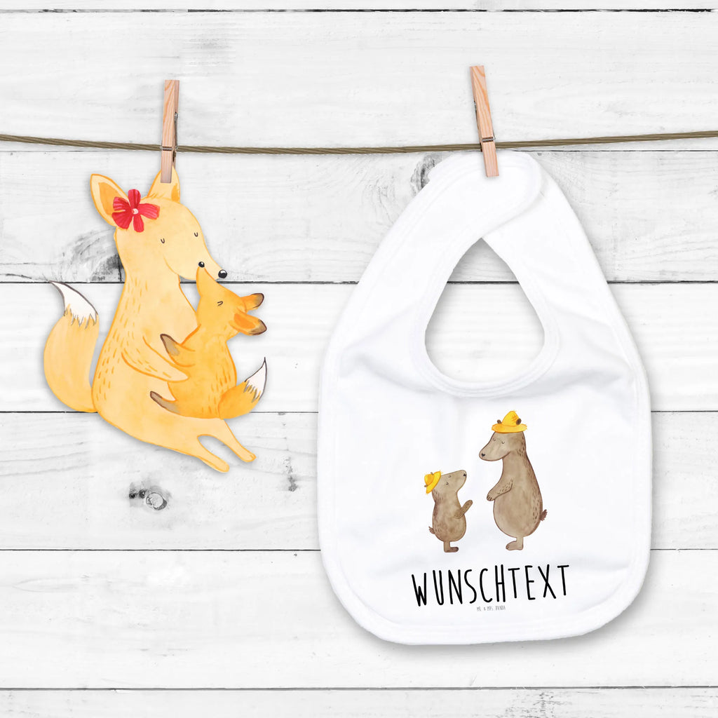 Personalisiertes Babylätzchen Bären mit Hut Baby Lätzchen Geschenk Mit Namen, Personalisiertes Babylätzchen Für Jungen, Babylätzchen Selbst Gestalten, Handgemachtes Babylätzchen Mit Personalisierung, Babyhalstuch Mit Namen, Individuelles Babylätzchen, Babylätzchen Mit Motiv Und Namen, Personalisierter Babylätzchen, Babylätzchen Mit Text Für Kita Oder Krippe, Baumwoll Lätzchen Mit Text, Bio Babylätzchen Personalisiert, Babylätzchen Für Taufe Personalisiert, Dreieckstuch Baby Mit Namen, Sabberlätzchen Personalisiert, Bedrucktes Babylätzchen Mit Wunschtext, Neugeborenen Lätzchen Mit Namen, Babylätzchen Mit Namen, Baby Halstuch Mit Persönlichem Text, Personalisiertes Babylätzchen Für Mädchen, Geschenkidee Baby Lätzchen Personalisiert, Halstuch Für Babys Personalisiert, Lustiges Lätzchen Mit Wunschtext, Lätzchen Mit Spruch Und Namen, Lätzchen Mit Initialen, Lätzchen Mit Datum Oder Spruch, Baby Lätzchen Mit Wunschtext, Spucktuch Baby Mit Name, Familie, Vatertag, Muttertag, Bruder, Schwester, Mama, Papa, Oma, Opa, Dad, Papi, Vater-Sohn, Kinder, Kind, Lieblingsmensch, Vorbild, Bär, Söhne, Daddy, Sohn, Paps, Family, Bären, Vater