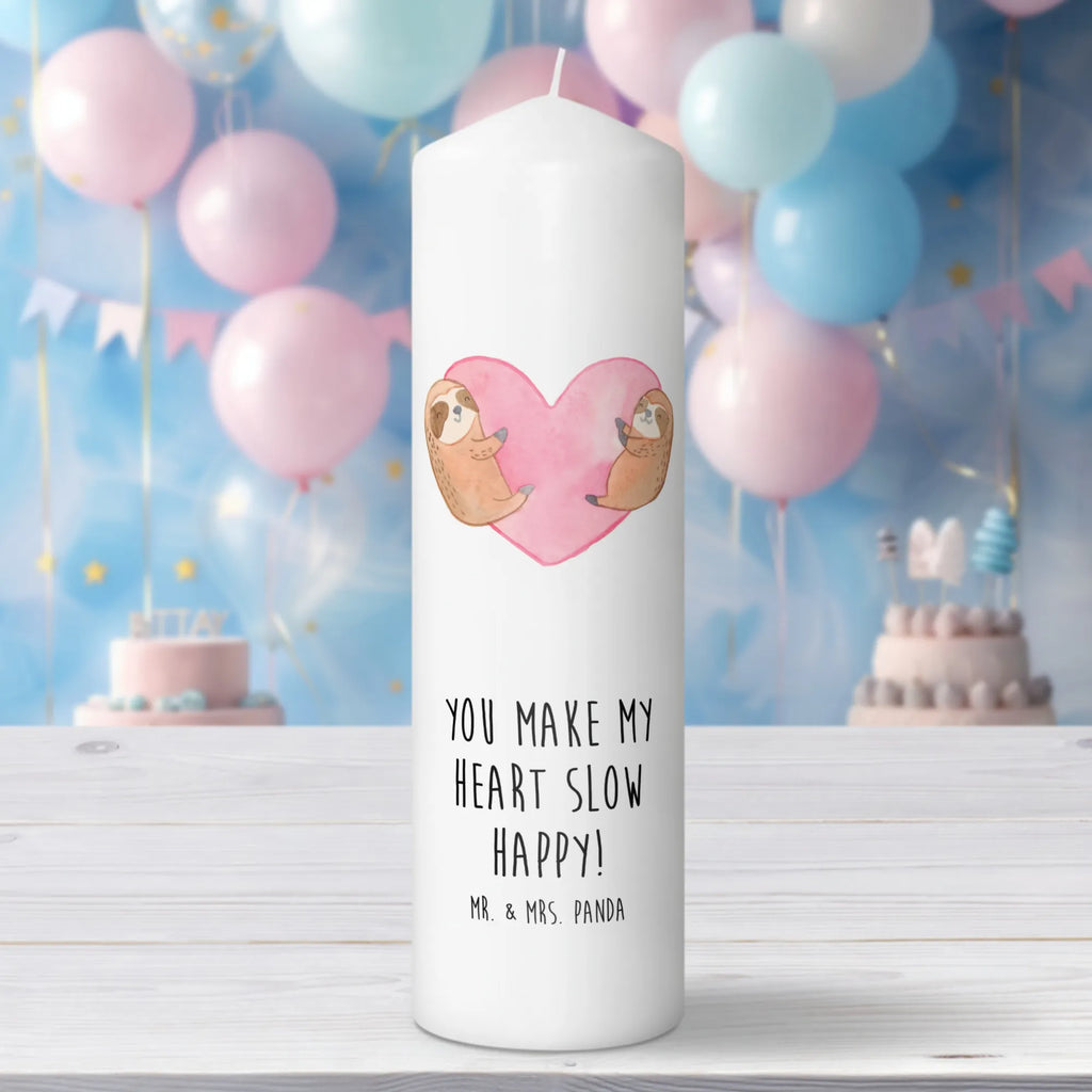 Kerze Faultiere Herz Geburtstagskerze, Stumpenkerze, Kommunionskerze, Geburtskerze, Wachskerze, Handgemachte Kerze, Hochzeitskerze, Blockkerze, Dekorative Kerze, Dekokerze, Wunschkerze, Schmuckkerze, Dinnerkerze, Erinnerungskerze, Tischkerze, Osterkerze, Zylinderkerze, Grosse Kerze, Erinnerungslicht, Bedruckte Kerze, Kerze Mit Motiv, Kerze Mit Spruch, Gartenkerze, Weihnachtskerze, Adventskerze, Tafelkerze, Laternenkerze, Freundin, Freund, Liebe, Liebesgeschenk, Jahrestag, Verlobung, Partner, Ehemann, Ehefrau, Heiraten, Heiratsantrag, Hocheitstag, Mitbringsel, Geschenk für Freundin, Geschenk für Frauen, für Männer, für Ehemann, Hochzeitstag, Valentinstag, Geschenk für Partner, Liebesbeweis