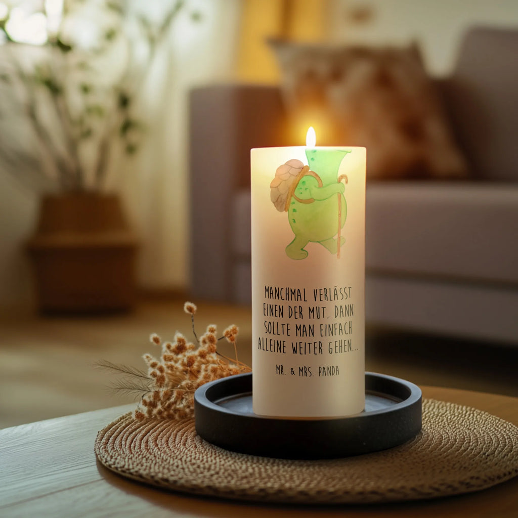 Candle tortoise walker Zylinderkerze, Hochzeitskerze, Tafelkerze, Grosse Kerze, Laternenkerze, Schmuckkerze, Osterkerze, Dekokerze, Kommunionskerze, Kerze Mit Spruch, Dinnerkerze, Blockkerze, Adventskerze, Erinnerungskerze, Wunschkerze, Dekorative Kerze, Geburtskerze, Handgemachte Kerze, Wachskerze, Weihnachtskerze, Geburtstagskerze, Tischkerze, Kerze Mit Motiv, Bedruckte Kerze, Stumpenkerze, Erinnerungslicht, Gartenkerze, Schildkröte, Motivationsspruch, Neuanfang, Motivation, Motivationssprüche, Schildkröten