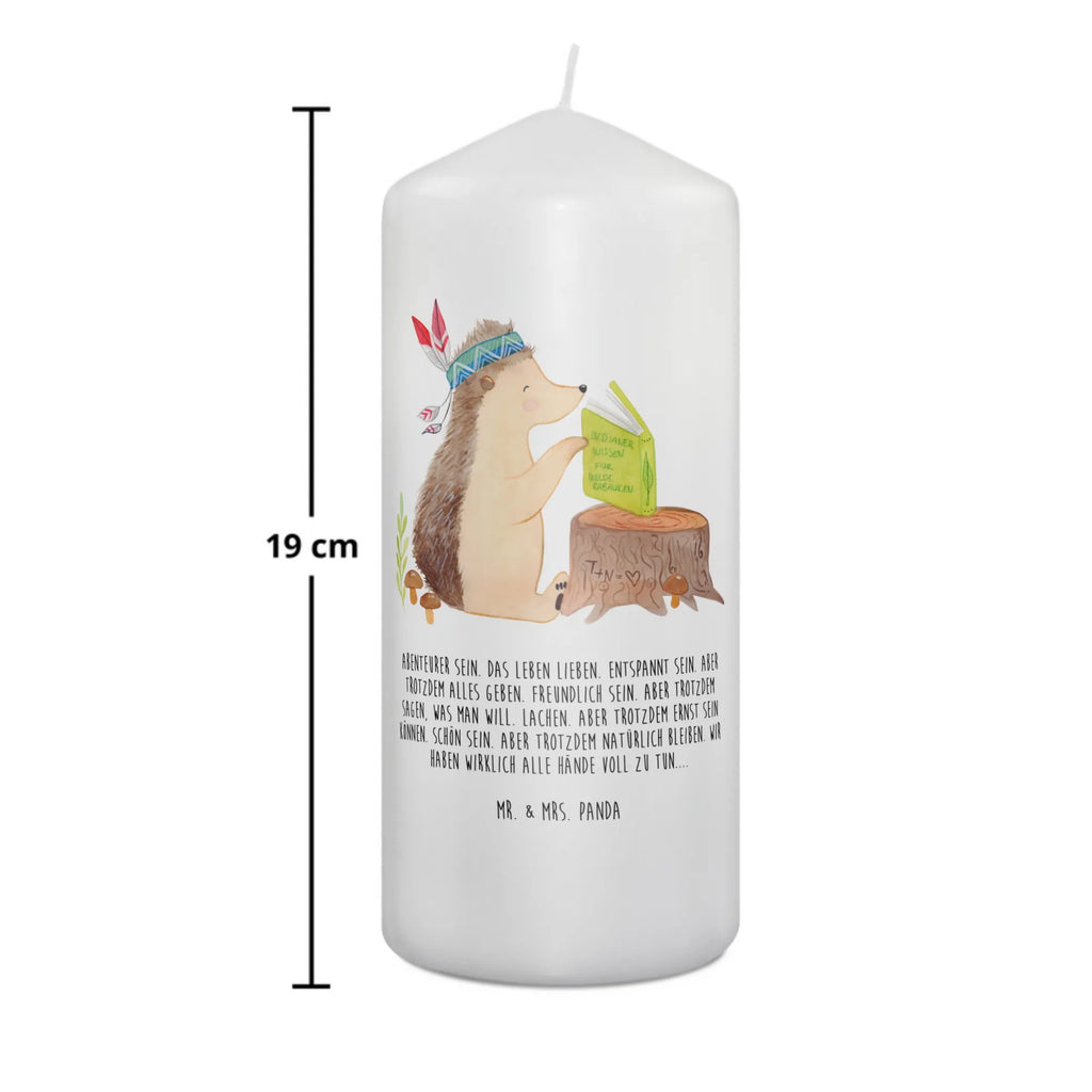 Kerze Igel Indianer Kerze Mit Spruch, Hochzeitskerze, Handgemachte Kerze, Blockkerze, Erinnerungslicht, Tafelkerze, Bedruckte Kerze, Kommunionskerze, Schmuckkerze, Stumpenkerze, Wachskerze, Erinnerungskerze, Adventskerze, Tischkerze, Dinnerkerze, Dekokerze, Dekorative Kerze, Zylinderkerze, Gartenkerze, Wunschkerze, Osterkerze, Grosse Kerze, Kerze Mit Motiv, Laternenkerze, Geburtskerze, Weihnachtskerze, Geburtstagskerze, Tiere, Waldtiere, Lagerfeuer, Camping, Indianer, Igel, Abenteuer