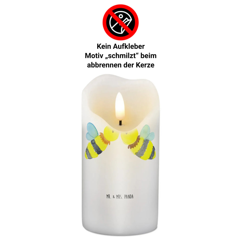 Kerze Biene Liebe Gartenkerze, Glas-Kerze, Kerze Für Kommunion, Grablicht, Tischkerze, Kerze Mit Prägung, Grabkerze, Duftkerze, Sojawachskerze, Kerze Mit Namensgravur, Kerze Mit Gravur, Kerze Für Firmung, Kerze Für Ostern, Bio-Kerze, Kerze Für Weihnachten, Kerze Für Taufe, Gedenkkerze, Metall-Kerze, Stumpenkerzen-Set, Laternenkerze, Stearin­kerze, Outdoor-Kerze, Teelicht, Kerze Mit Fotoeinleger, Kerze Ohne Duft, Trauerkerze, Dinnerkerze, Kerze Für Geburtstag, Blockkerze, Tafelkerze, Kerze Mit Motiv, Handgemachte Kerze, Kerze Mit Duft, Kerze, Handgegossene Kerze, Kerze Für Advent, Kerze Mit Spruch, Kerze Für Hochzeit, Fair-Trade-Kerze, Stumpenkerze, Kerze Als Gastgeschenk, Dinnerkerzenpaar, Votivkerze, Andachtskerze, Streukerze, Stabkerze, Biene, Wespe, Hummel