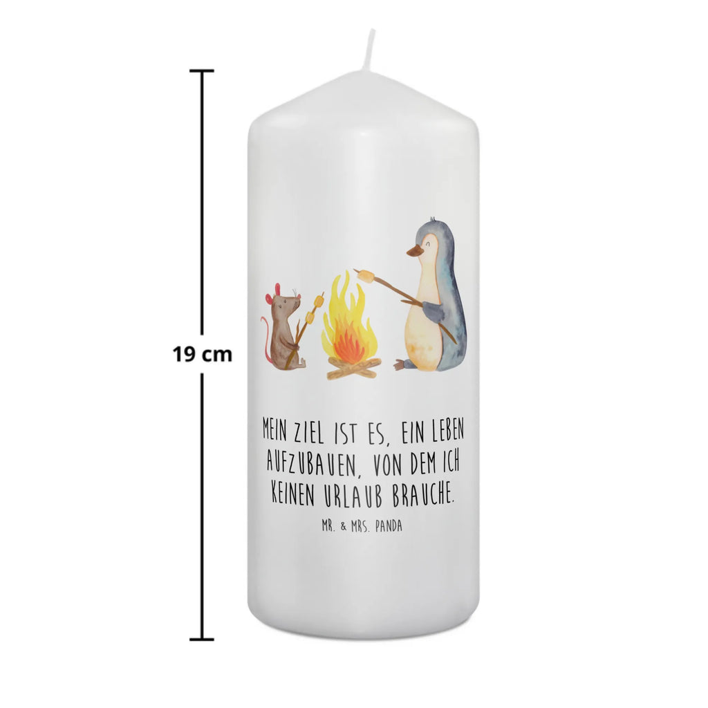 Candle Penguin campfire Wunschkerze, Geburtskerze, Zylinderkerze, Tafelkerze, Kommunionskerze, Geburtstagskerze, Blockkerze, Erinnerungskerze, Handgemachte Kerze, Kerze Mit Spruch, Laternenkerze, Dekorative Kerze, Hochzeitskerze, Wachskerze, Tischkerze, Grosse Kerze, Weihnachtskerze, Schmuckkerze, Osterkerze, Erinnerungslicht, Dekokerze, Kerze Mit Motiv, Stumpenkerze, Adventskerze, Gartenkerze, Bedruckte Kerze, Dinnerkerze, Pinguin, Lebensmotivation, Feuer, Neustart, Lebensspruch, Marshmallows, Arbeit, Büro, Maus, Pinguine, Liebe, Grillen, Leben, Büroalltag, Lagerfeuer, Job, Motivation