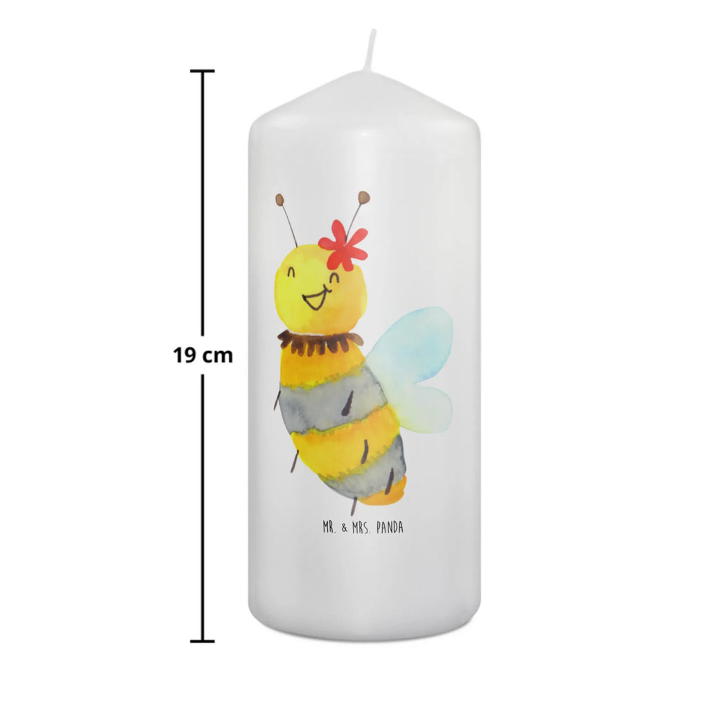 Kerze Biene Blume Schmuckkerze, Tafelkerze, Dekokerze, Wachskerze, Tischkerze, Zylinderkerze, Hochzeitskerze, Osterkerze, Weihnachtskerze, Laternenkerze, Bedruckte Kerze, Kerze Mit Spruch, Geburtskerze, Adventskerze, Kerze Mit Motiv, Erinnerungskerze, Erinnerungslicht, Blockkerze, Stumpenkerze, Dinnerkerze, Wunschkerze, Gartenkerze, Handgemachte Kerze, Dekorative Kerze, Kommunionskerze, Geburtstagskerze, Grosse Kerze, Biene, Wespe, Hummel