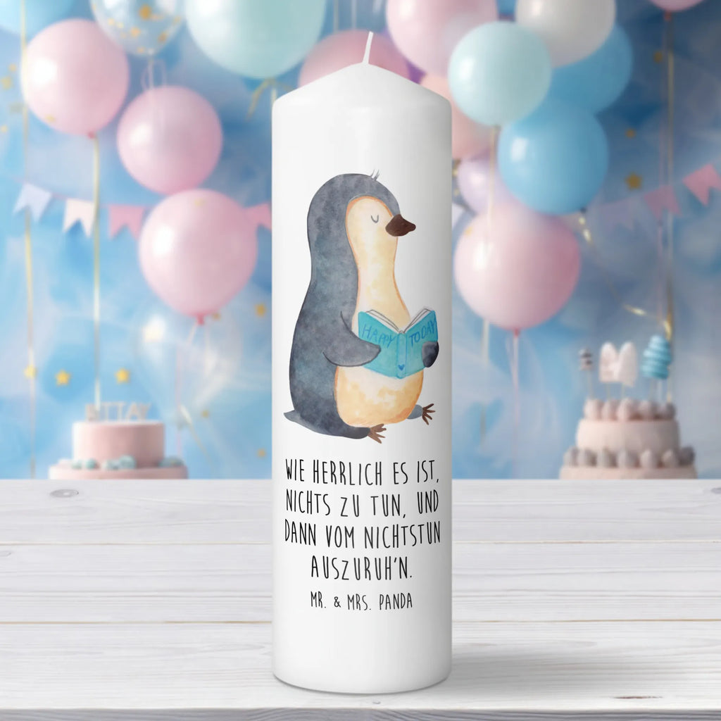Candle Penguin A book Kommunionskerze, Wachskerze, Adventskerze, Stumpenkerze, Osterkerze, Schmuckkerze, Dekokerze, Bedruckte Kerze, Blockkerze, Tischkerze, Gartenkerze, Handgemachte Kerze, Laternenkerze, Dekorative Kerze, Erinnerungslicht, Kerze Mit Motiv, Grosse Kerze, Erinnerungskerze, Hochzeitskerze, Zylinderkerze, Geburtstagskerze, Kerze Mit Spruch, Wunschkerze, Dinnerkerze, Geburtskerze, Tafelkerze, Weihnachtskerze, Pinguin, Urlaub, Lesen, Bücherwurm, Pinguine, Nichtstun, Freizeit, Faulenzen, Buch, Ferien