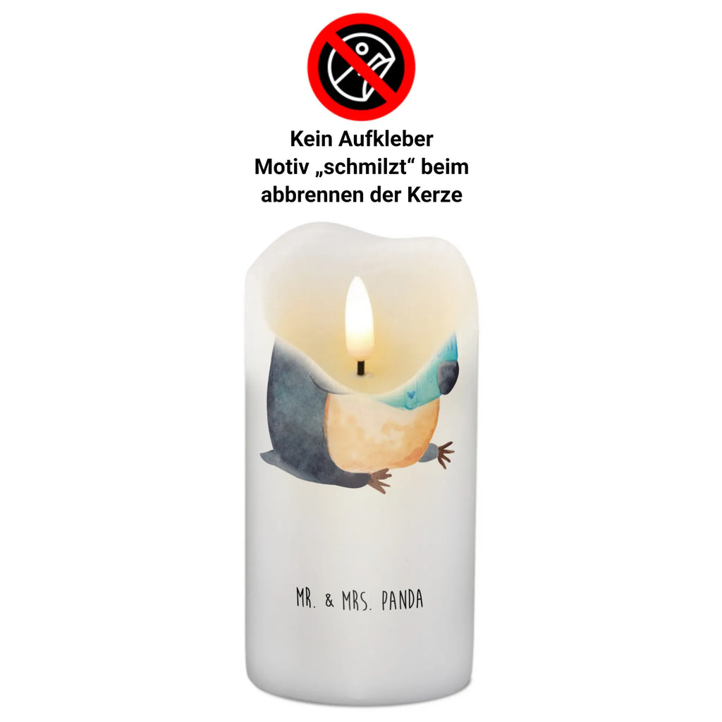Candle Penguin A book Kommunionskerze, Wachskerze, Adventskerze, Stumpenkerze, Osterkerze, Schmuckkerze, Dekokerze, Bedruckte Kerze, Blockkerze, Tischkerze, Gartenkerze, Handgemachte Kerze, Laternenkerze, Dekorative Kerze, Erinnerungslicht, Kerze Mit Motiv, Grosse Kerze, Erinnerungskerze, Hochzeitskerze, Zylinderkerze, Geburtstagskerze, Kerze Mit Spruch, Wunschkerze, Dinnerkerze, Geburtskerze, Tafelkerze, Weihnachtskerze, Pinguin, Urlaub, Lesen, Bücherwurm, Pinguine, Nichtstun, Freizeit, Faulenzen, Buch, Ferien