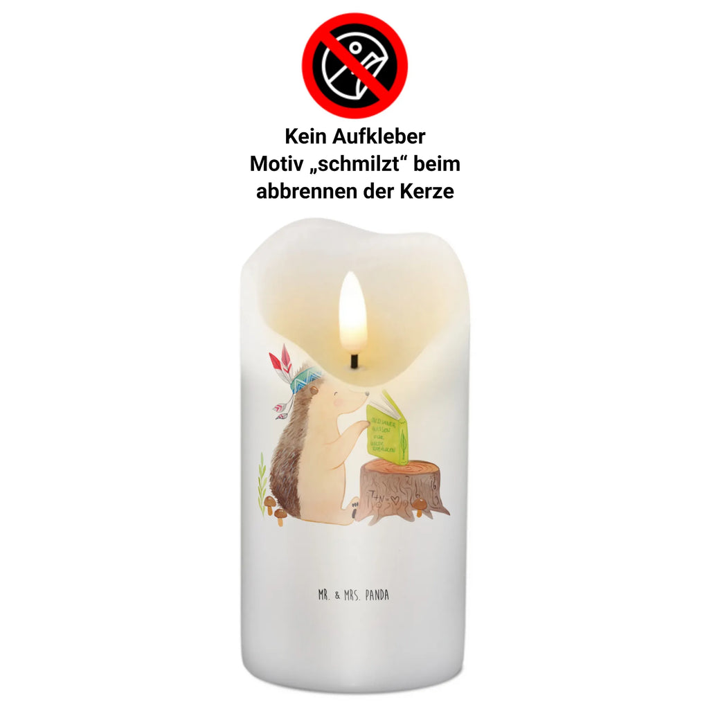Kerze Igel Indianer Kerze Mit Spruch, Hochzeitskerze, Handgemachte Kerze, Blockkerze, Erinnerungslicht, Tafelkerze, Bedruckte Kerze, Kommunionskerze, Schmuckkerze, Stumpenkerze, Wachskerze, Erinnerungskerze, Adventskerze, Tischkerze, Dinnerkerze, Dekokerze, Dekorative Kerze, Zylinderkerze, Gartenkerze, Wunschkerze, Osterkerze, Grosse Kerze, Kerze Mit Motiv, Laternenkerze, Geburtskerze, Weihnachtskerze, Geburtstagskerze, Tiere, Waldtiere, Lagerfeuer, Camping, Indianer, Igel, Abenteuer