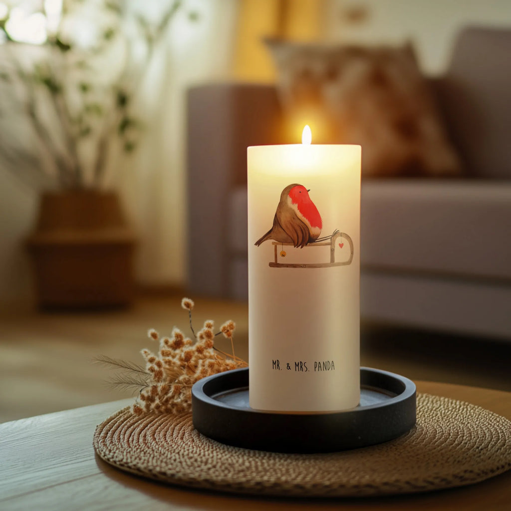Candle robin Sleds Zylinderkerze, Kerze Mit Spruch, Grosse Kerze, Tischkerze, Hochzeitskerze, Dinnerkerze, Kerze Mit Motiv, Geburtskerze, Gartenkerze, Kommunionskerze, Weihnachtskerze, Wachskerze, Erinnerungskerze, Stumpenkerze, Tafelkerze, Adventskerze, Wunschkerze, Erinnerungslicht, Laternenkerze, Dekorative Kerze, Schmuckkerze, Geburtstagskerze, Bedruckte Kerze, Handgemachte Kerze, Blockkerze, Osterkerze, Dekokerze, Weihnachten, Winter, Weihnachtsdeko, Nikolaus, Advent, Heiligabend, Wintermotiv, Schlitten, Vogel