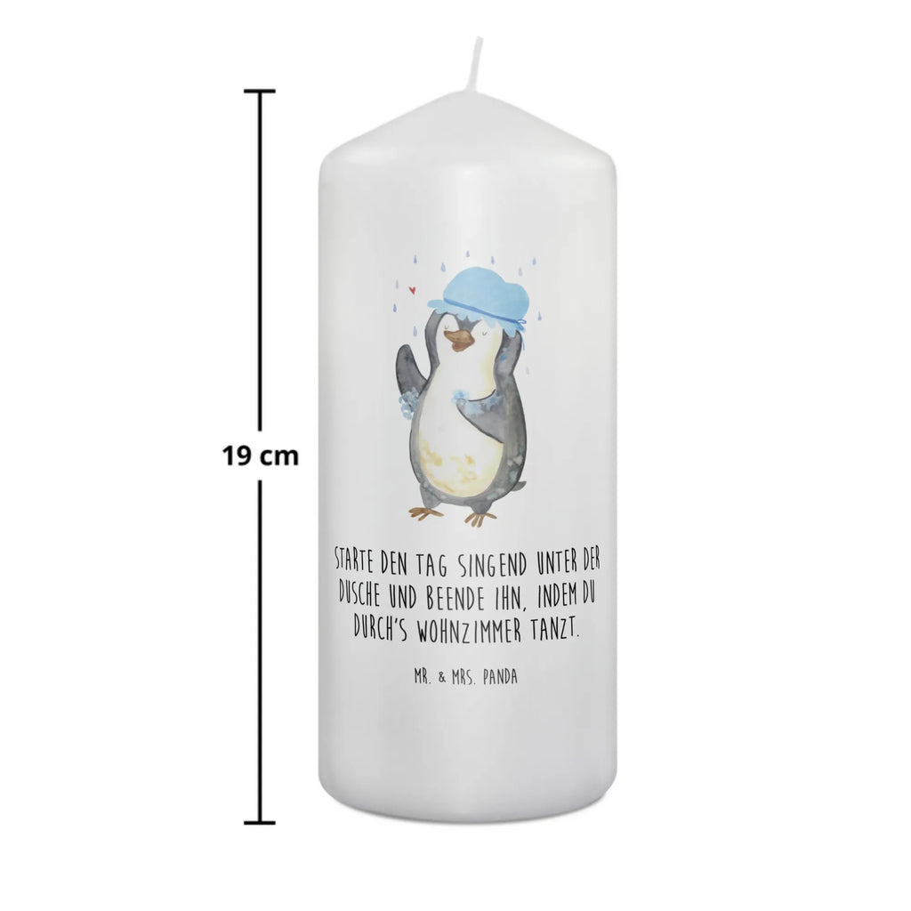 Candle Penguin have a shower Geburtskerze, Kommunionskerze, Blockkerze, Wunschkerze, Stumpenkerze, Schmuckkerze, Dinnerkerze, Hochzeitskerze, Adventskerze, Grosse Kerze, Geburtstagskerze, Tafelkerze, Erinnerungskerze, Laternenkerze, Handgemachte Kerze, Osterkerze, Dekorative Kerze, Erinnerungslicht, Tischkerze, Dekokerze, Weihnachtskerze, Kerze Mit Spruch, Wachskerze, Bedruckte Kerze, Kerze Mit Motiv, Zylinderkerze, Gartenkerze, Pinguin, Duschen, glücklich sein, Dusche, Neustart, Pinguine, Lebensmotto, Motivation, Neuanfang