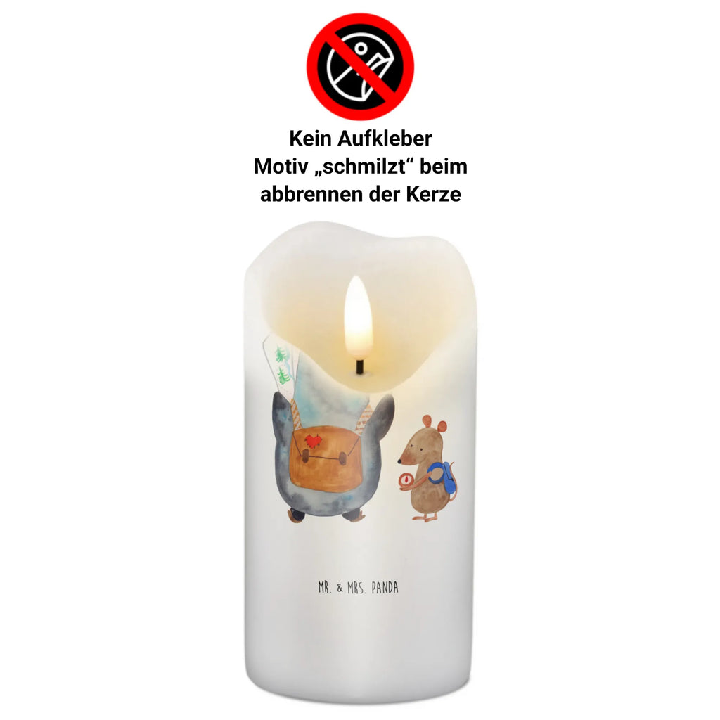 Candle Penguin & Mouse Hiker Zylinderkerze, Stumpenkerze, Gartenkerze, Geburtskerze, Wachskerze, Adventskerze, Dinnerkerze, Weihnachtskerze, Laternenkerze, Hochzeitskerze, Grosse Kerze, Wunschkerze, Handgemachte Kerze, Dekokerze, Kerze Mit Spruch, Tischkerze, Dekorative Kerze, Bedruckte Kerze, Geburtstagskerze, Schmuckkerze, Erinnerungslicht, Kommunionskerze, Osterkerze, Erinnerungskerze, Tafelkerze, Blockkerze, Kerze Mit Motiv, Pinguin, Roadtrip, Abenteuer, Pinguine, Wandern, Abenteurer, Ausflug, Wanderlust