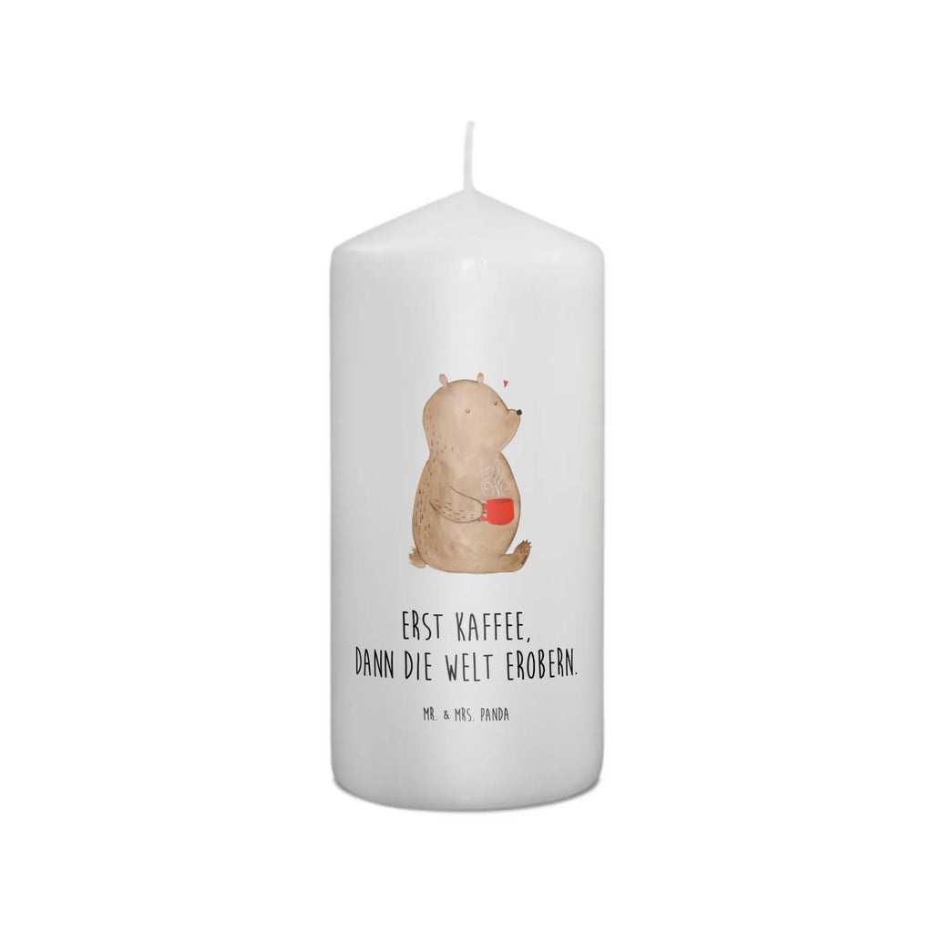 Candle bear Coffee Tischkerze, Geburtstagskerze, Osterkerze, Bedruckte Kerze, Gartenkerze, Handgemachte Kerze, Dekorative Kerze, Geburtskerze, Dekokerze, Kerze Mit Motiv, Erinnerungslicht, Adventskerze, Grosse Kerze, Blockkerze, Weihnachtskerze, Dinnerkerze, Wunschkerze, Laternenkerze, Schmuckkerze, Erinnerungskerze, Zylinderkerze, Hochzeitskerze, Kommunionskerze, Tafelkerze, Wachskerze, Kerze Mit Spruch, Stumpenkerze, Teddybär, Teddy, Bär, Morgenroutine, Coffee, Guten Morgen, Kaffee, Welt Erobern, Welt Retten, Motivation, Bären