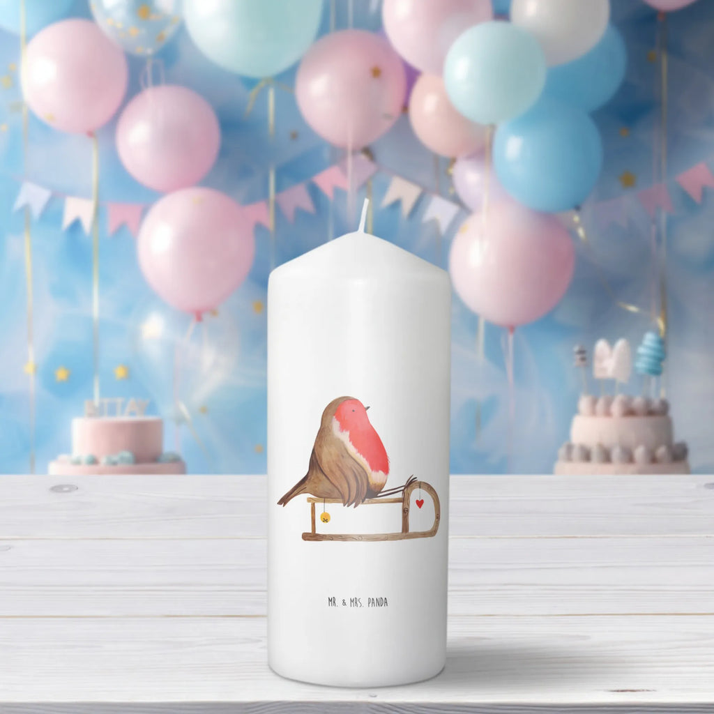 Candle robin Sleds Zylinderkerze, Kerze Mit Spruch, Grosse Kerze, Tischkerze, Hochzeitskerze, Dinnerkerze, Kerze Mit Motiv, Geburtskerze, Gartenkerze, Kommunionskerze, Weihnachtskerze, Wachskerze, Erinnerungskerze, Stumpenkerze, Tafelkerze, Adventskerze, Wunschkerze, Erinnerungslicht, Laternenkerze, Dekorative Kerze, Schmuckkerze, Geburtstagskerze, Bedruckte Kerze, Handgemachte Kerze, Blockkerze, Osterkerze, Dekokerze, Weihnachten, Winter, Weihnachtsdeko, Nikolaus, Advent, Heiligabend, Wintermotiv, Schlitten, Vogel