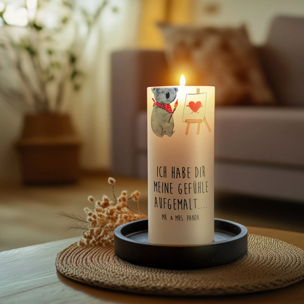 Candle Koala bear Artist Adventskerze, Stumpenkerze, Geburtstagskerze, Dekokerze, Osterkerze, Tischkerze, Kerze Mit Motiv, Erinnerungskerze, Erinnerungslicht, Dekorative Kerze, Weihnachtskerze, Geburtskerze, Hochzeitskerze, Grosse Kerze, Kerze Mit Spruch, Tafelkerze, Wunschkerze, Blockkerze, Kommunionskerze, Gartenkerze, Laternenkerze, Zylinderkerze, Bedruckte Kerze, Dinnerkerze, Schmuckkerze, Wachskerze, Handgemachte Kerze, Koalabär, Koala, Zeichnen, Liebensbeweis, Gefühle, Liebesgeschenk, Künstler, Liebe