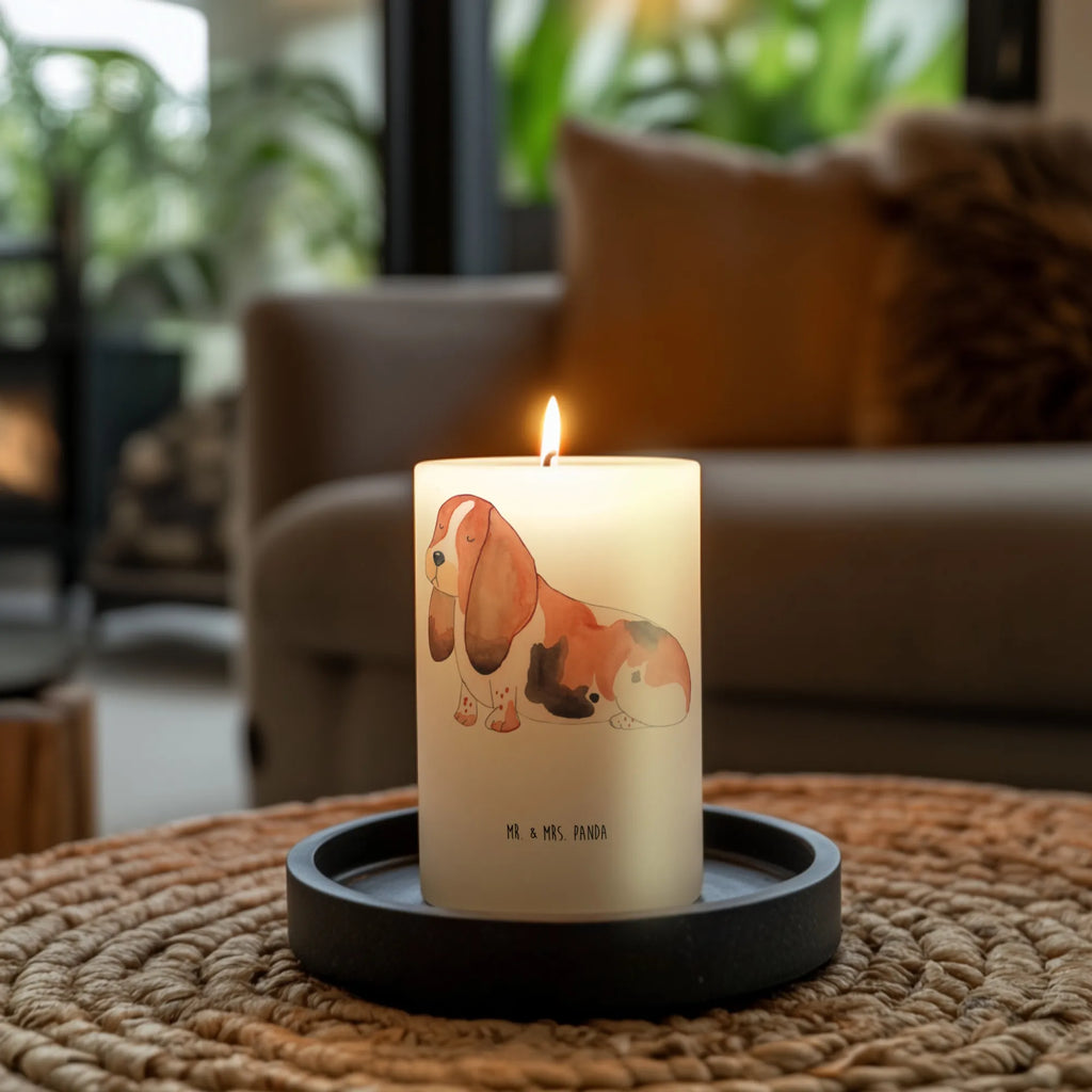Candle Dog Basset Hound Adventskerze, Wunschkerze, Dinnerkerze, Hochzeitskerze, Erinnerungslicht, Osterkerze, Kommunionskerze, Kerze Mit Motiv, Geburtstagskerze, Handgemachte Kerze, Schmuckkerze, Geburtskerze, Gartenkerze, Dekorative Kerze, Tischkerze, Bedruckte Kerze, Zylinderkerze, Stumpenkerze, Erinnerungskerze, Dekokerze, Tafelkerze, Blockkerze, Grosse Kerze, Laternenkerze, Wachskerze, Kerze Mit Spruch, Weihnachtskerze, Sprüche, Hund, Hunderasse, Hundebesitzer, Hundemotiv, Haustier, Tierliebhaber, Basset Hound, Kinderlos, Basset, Hundeliebe