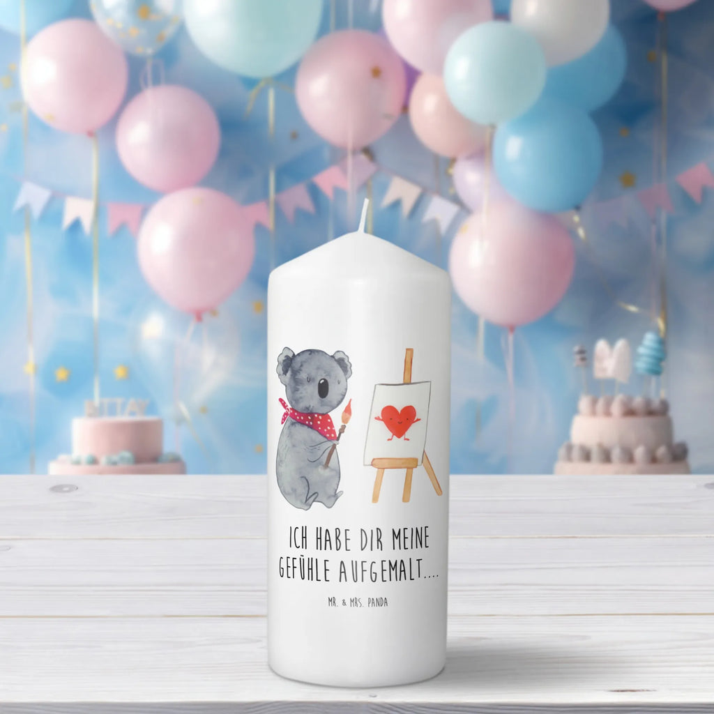 Candle Koala bear Artist Adventskerze, Stumpenkerze, Geburtstagskerze, Dekokerze, Osterkerze, Tischkerze, Kerze Mit Motiv, Erinnerungskerze, Erinnerungslicht, Dekorative Kerze, Weihnachtskerze, Geburtskerze, Hochzeitskerze, Grosse Kerze, Kerze Mit Spruch, Tafelkerze, Wunschkerze, Blockkerze, Kommunionskerze, Gartenkerze, Laternenkerze, Zylinderkerze, Bedruckte Kerze, Dinnerkerze, Schmuckkerze, Wachskerze, Handgemachte Kerze, Koalabär, Koala, Zeichnen, Liebensbeweis, Gefühle, Liebesgeschenk, Künstler, Liebe