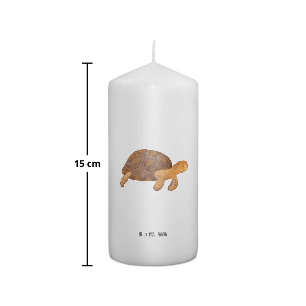 Candle tortoise March Erinnerungslicht, Stumpenkerze, Grosse Kerze, Adventskerze, Blockkerze, Dinnerkerze, Osterkerze, Hochzeitskerze, Bedruckte Kerze, Dekorative Kerze, Erinnerungskerze, Tischkerze, Geburtskerze, Tafelkerze, Dekokerze, Kerze Mit Spruch, Weihnachtskerze, Gartenkerze, Zylinderkerze, Wachskerze, Geburtstagskerze, Wunschkerze, Laternenkerze, Handgemachte Kerze, Schmuckkerze, Kerze Mit Motiv, Kommunionskerze, Urlaub, Meer, Meerestiere, Reiselust, Motivation, Schildkröten, Inspiration, Get Lost, Neustart, Schildkröte, Abenteuer, Lieblingsmensch