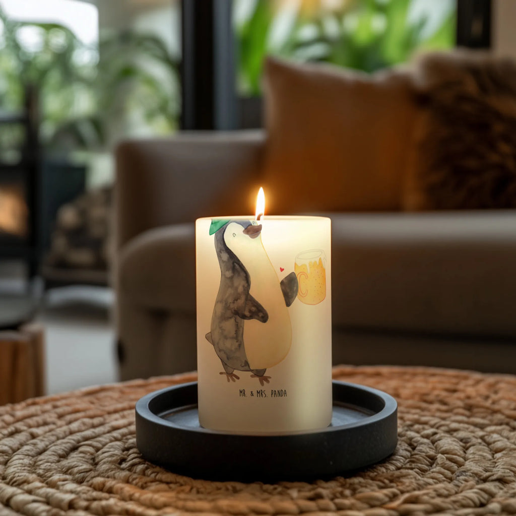 Candle Penguin Beer Geburtskerze, Handgemachte Kerze, Osterkerze, Zylinderkerze, Bedruckte Kerze, Erinnerungslicht, Tafelkerze, Gartenkerze, Schmuckkerze, Weihnachtskerze, Laternenkerze, Grosse Kerze, Adventskerze, Kerze Mit Spruch, Wachskerze, Geburtstagskerze, Dinnerkerze, Tischkerze, Kerze Mit Motiv, Stumpenkerze, Hochzeitskerze, Blockkerze, Wunschkerze, Dekokerze, Erinnerungskerze, Dekorative Kerze, Kommunionskerze, Pinguin, Bier, Oktoberfest, Pinguine