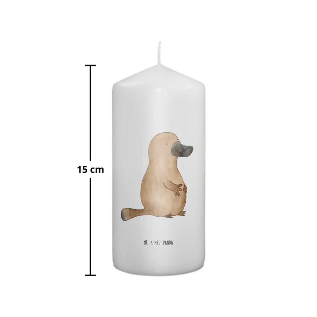 Candle platypus courage Wunschkerze, Dekokerze, Tafelkerze, Osterkerze, Erinnerungslicht, Grosse Kerze, Stumpenkerze, Schmuckkerze, Erinnerungskerze, Dinnerkerze, Handgemachte Kerze, Tischkerze, Zylinderkerze, Blockkerze, Laternenkerze, Adventskerze, Wachskerze, Hochzeitskerze, Geburtstagskerze, Dekorative Kerze, Kerze Mit Motiv, Weihnachtskerze, Gartenkerze, Kommunionskerze, Geburtskerze, Bedruckte Kerze, Kerze Mit Spruch, Urlaub, Meer, Meerestiere, Lebensweisheit, Mut, Neustart, Raodtrip, Schnabeltiere, Arbeit, Weltreise, Schnabeltier, Neuanfang, Motivation, mutig, Büro, Training