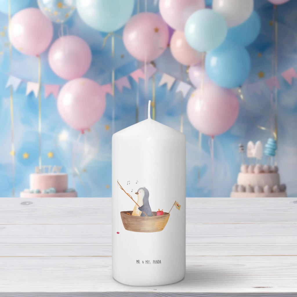 Kerze Pinguin Angelboot Geburtskerze, Kommunionskerze, Dinnerkerze, Wunschkerze, Kerze Mit Motiv, Grosse Kerze, Tafelkerze, Weihnachtskerze, Hochzeitskerze, Blockkerze, Tischkerze, Geburtstagskerze, Zylinderkerze, Laternenkerze, Kerze Mit Spruch, Schmuckkerze, Handgemachte Kerze, Dekokerze, Wachskerze, Adventskerze, Gartenkerze, Osterkerze, Erinnerungskerze, Bedruckte Kerze, Stumpenkerze, Dekorative Kerze, Erinnerungslicht, Pinguin, Genießen, Lebenslust, Geschenkidee Liebeskummer, Angelboot, Pinguine, Scheidung, Leben, Angeln, Boot, Neustart, Neuanfang, Motivation, Trennung